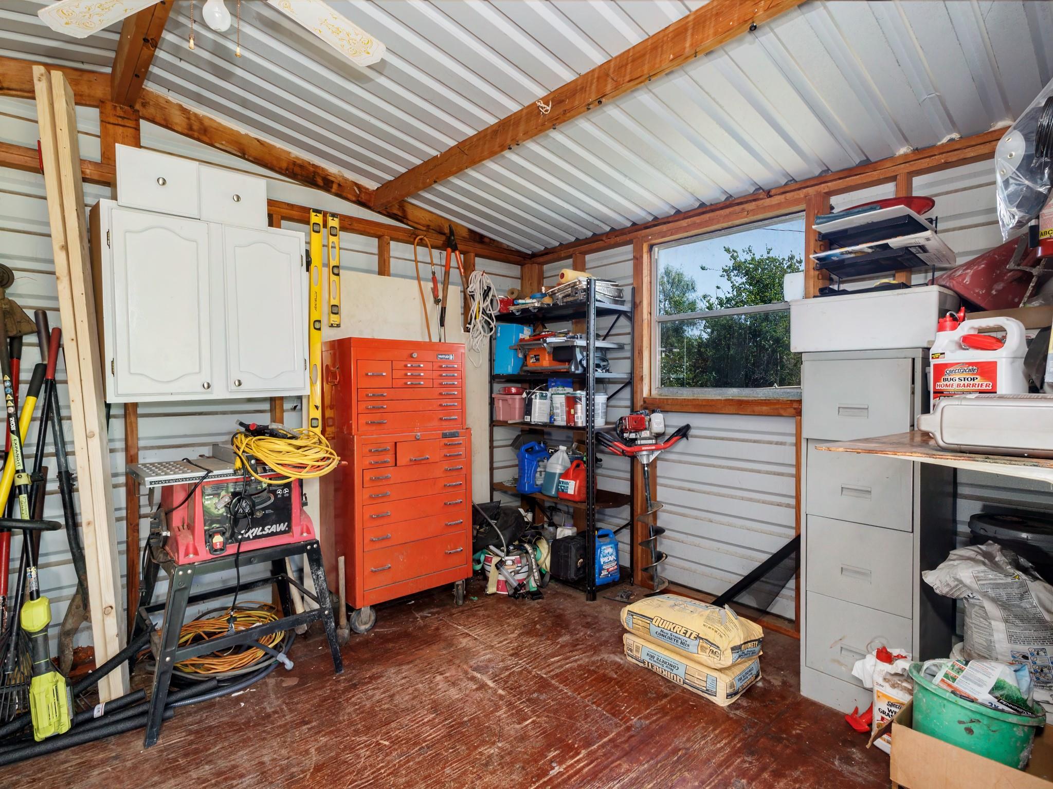 main property photo 36