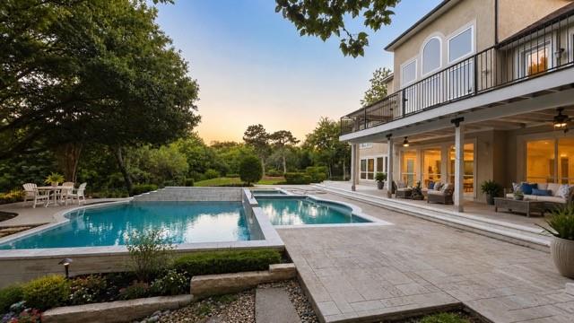 main property photo 20