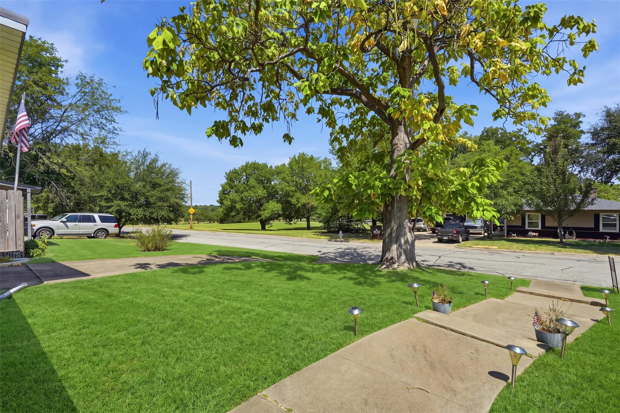 main property photo 24