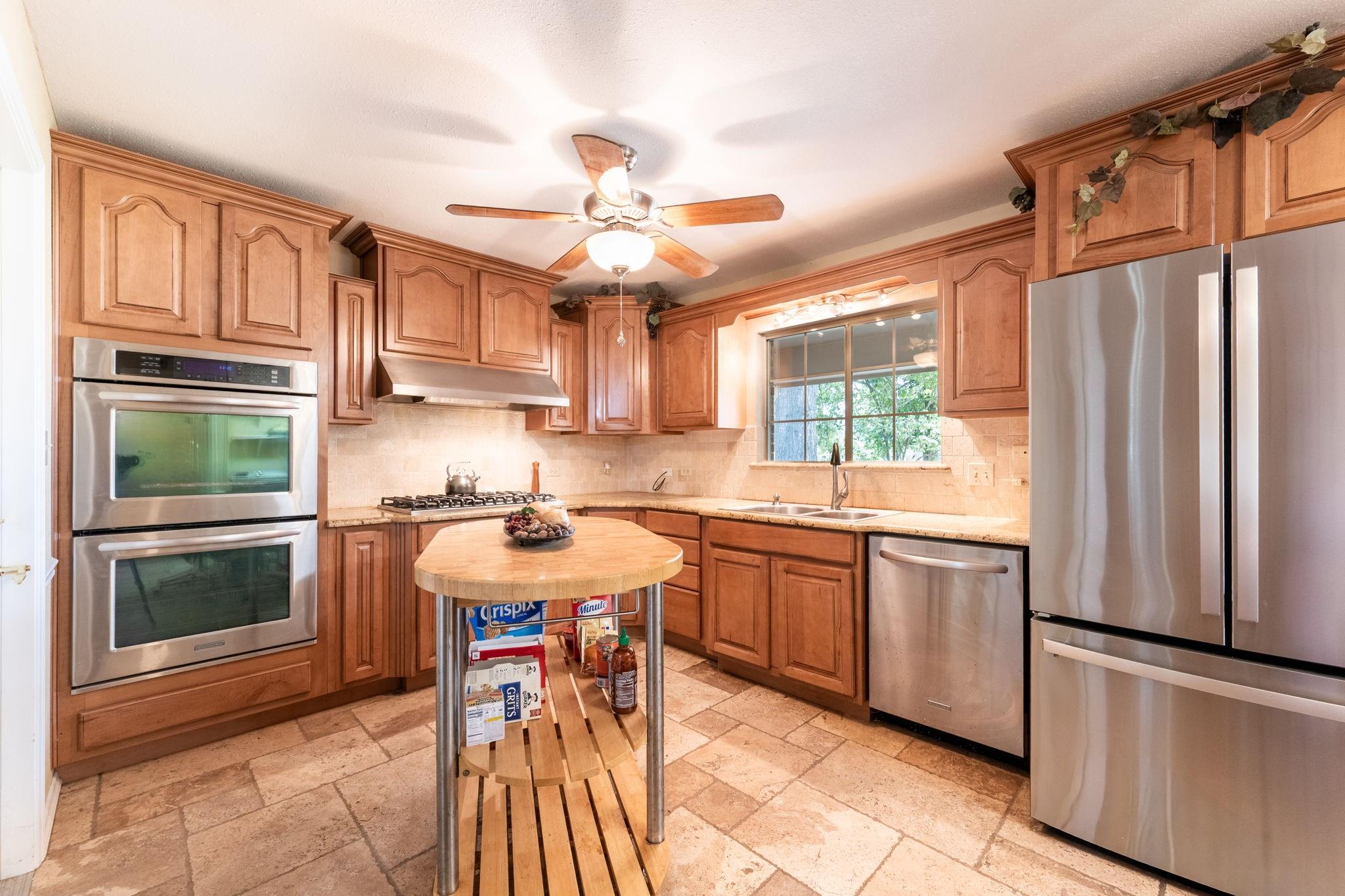 main property photo 13