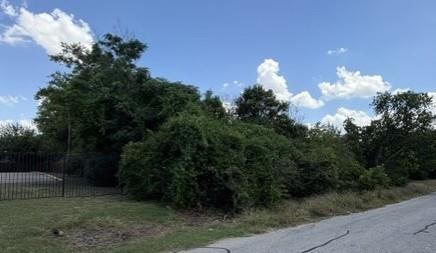 main property photo 0