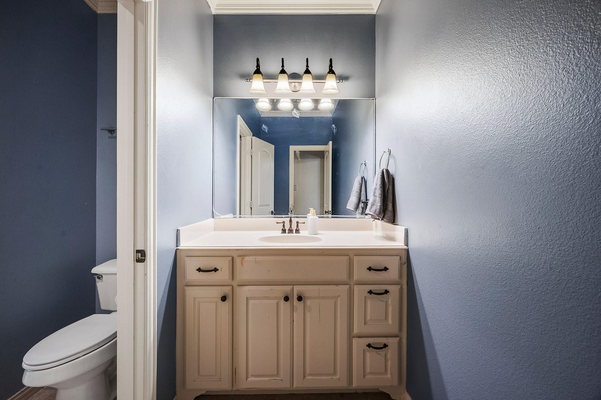 main property photo 17