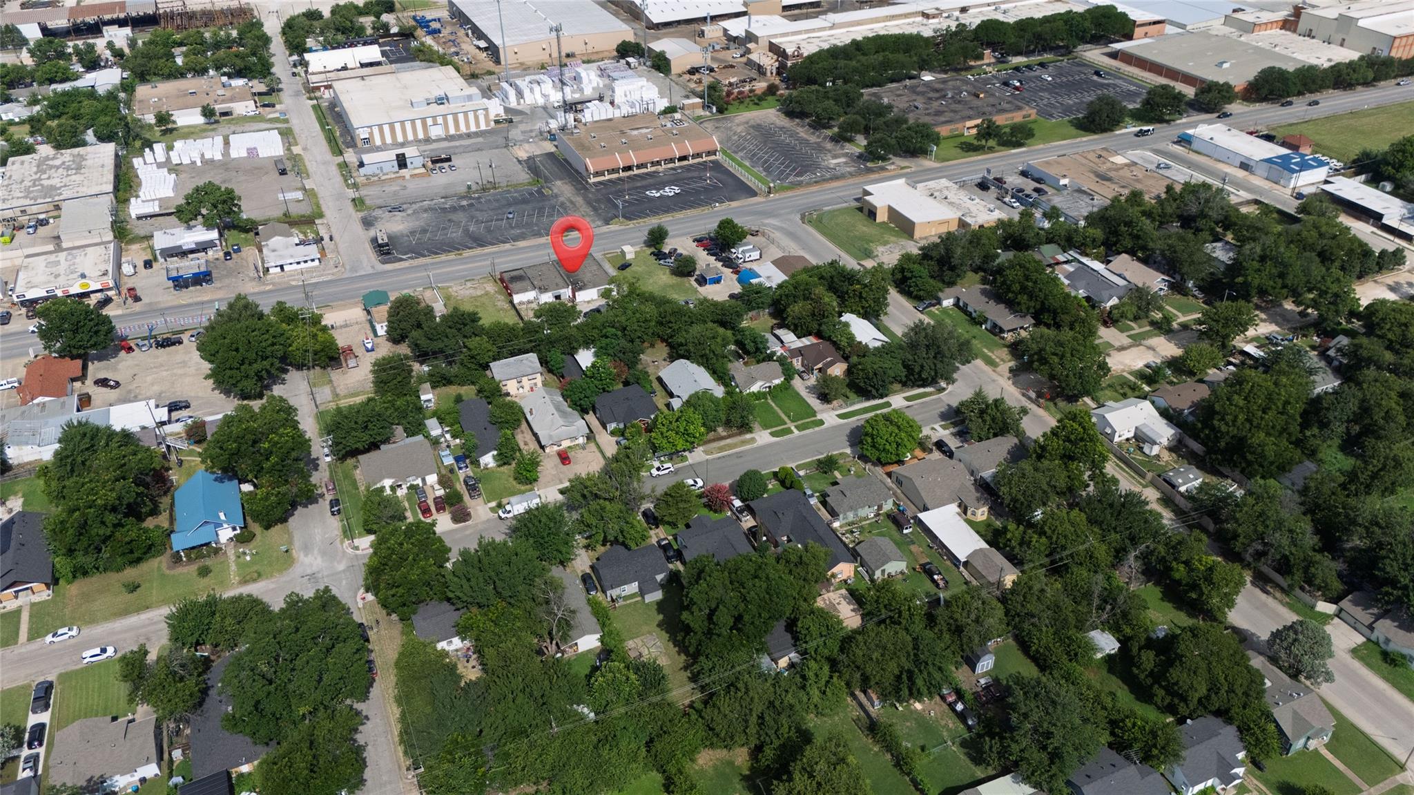 main property photo 30