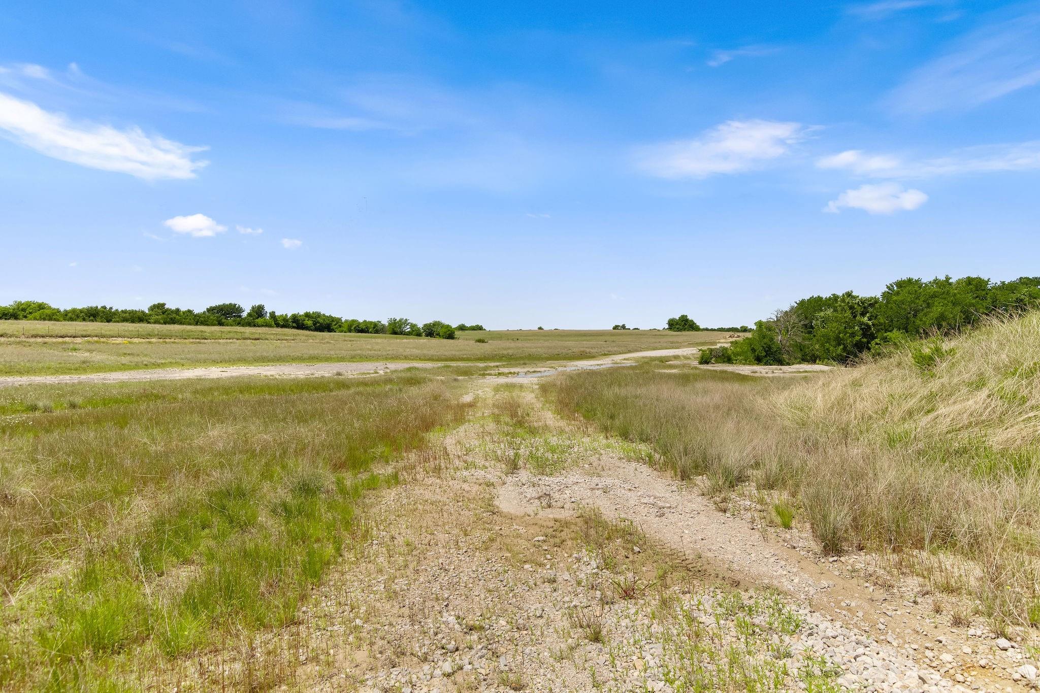 main property photo 37