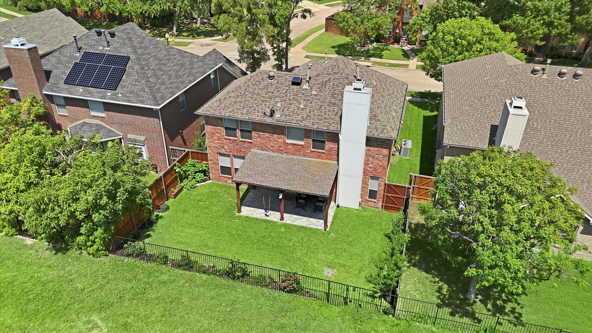 main property photo 29