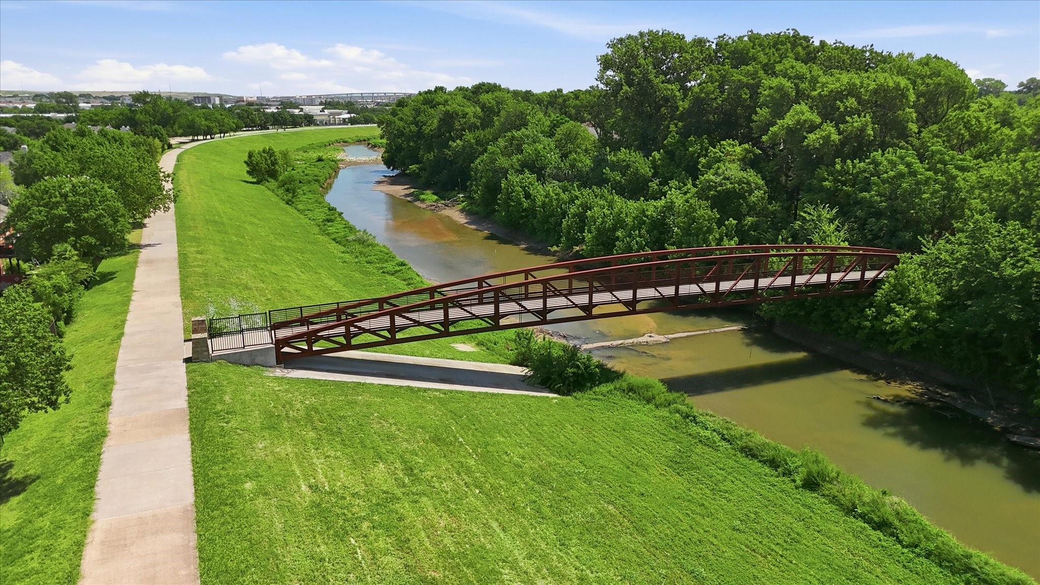main property photo 31