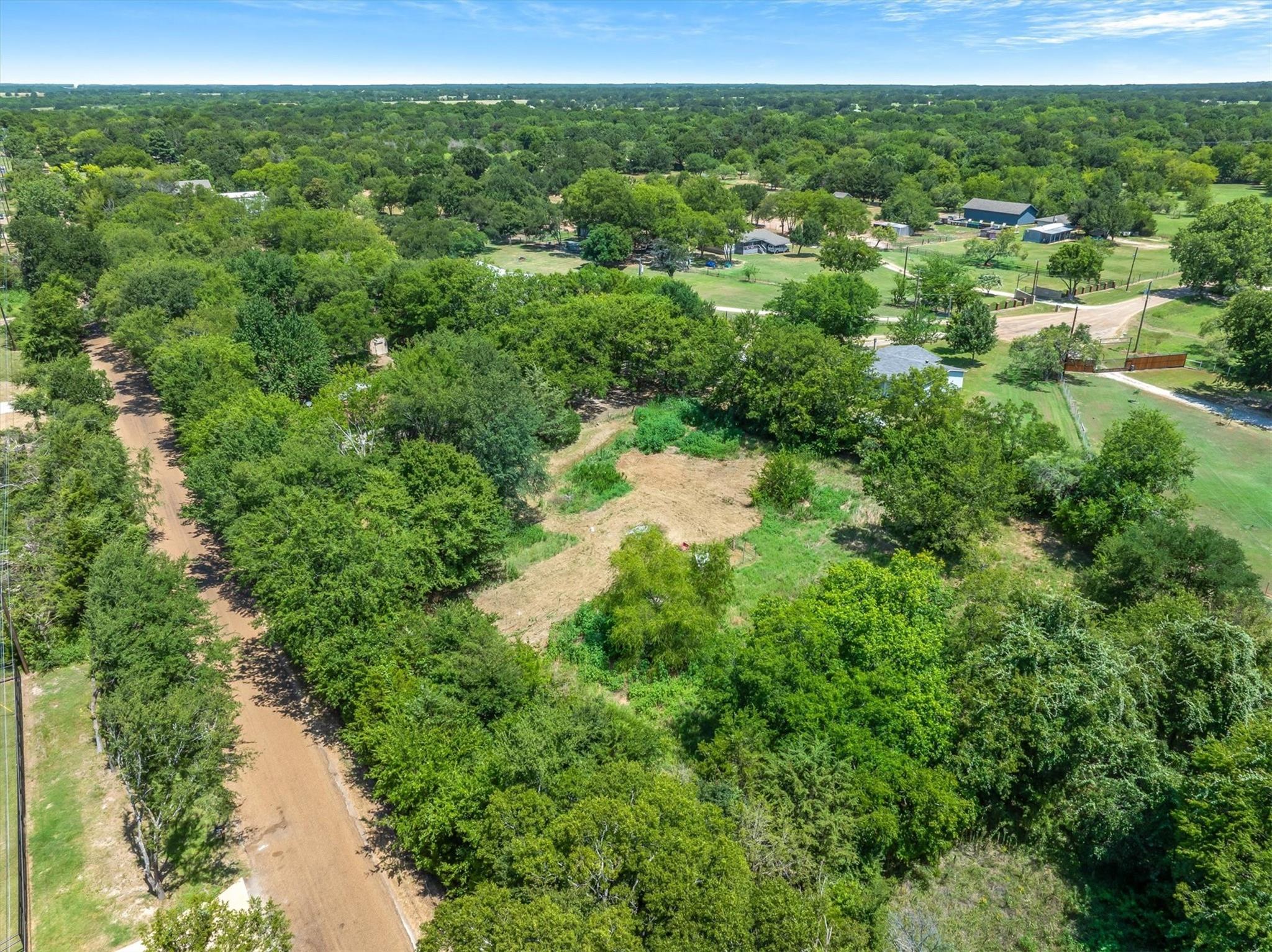 main property photo 35