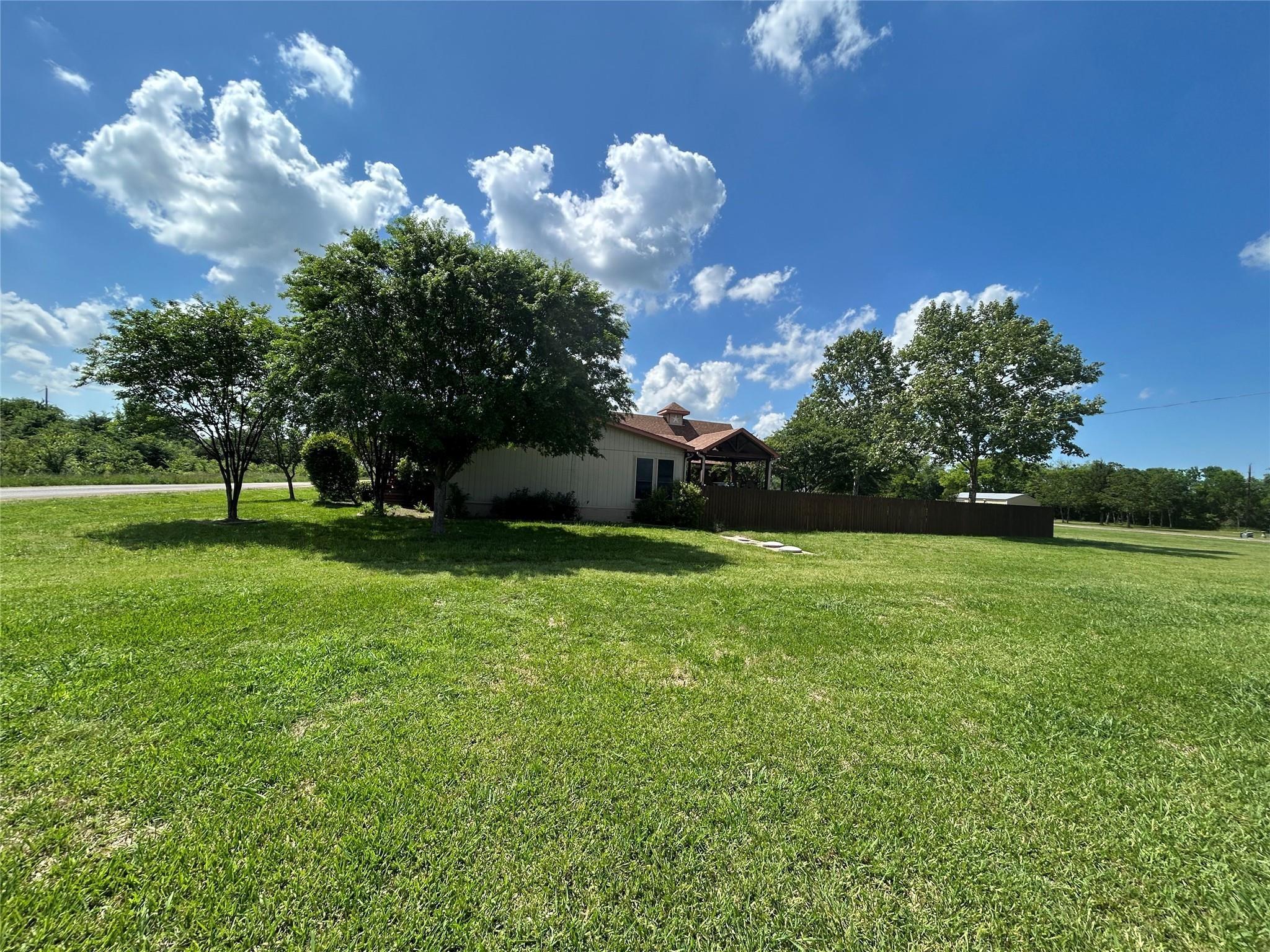 main property photo 21