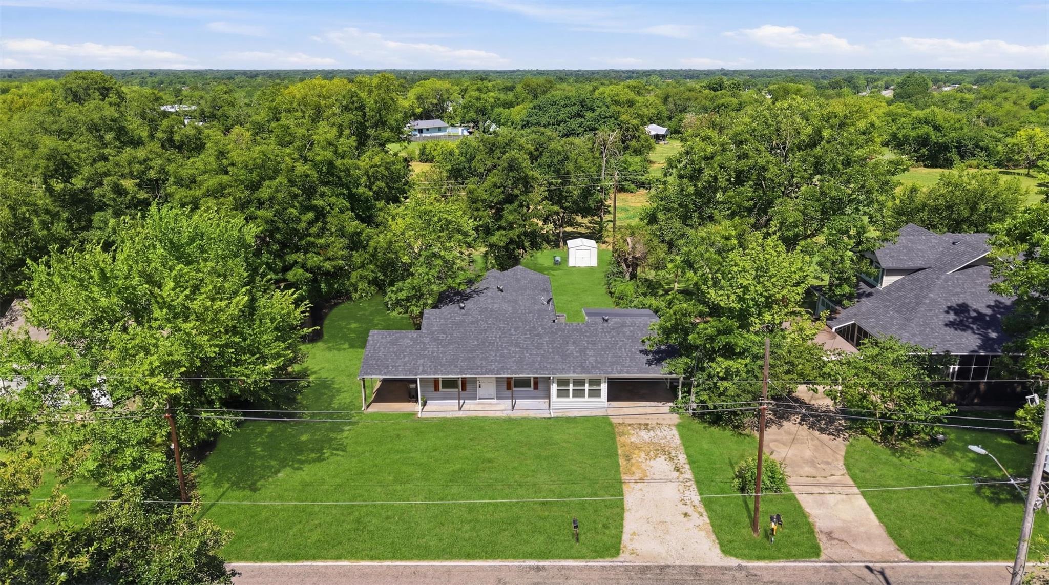 main property photo 4