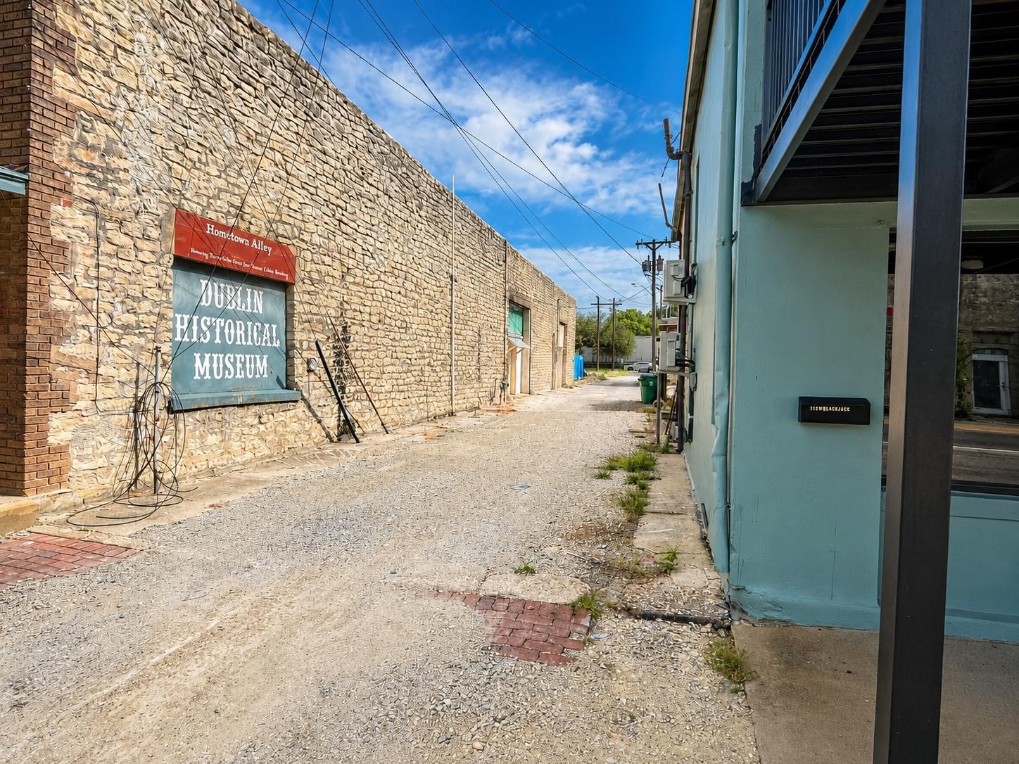 main property photo 18