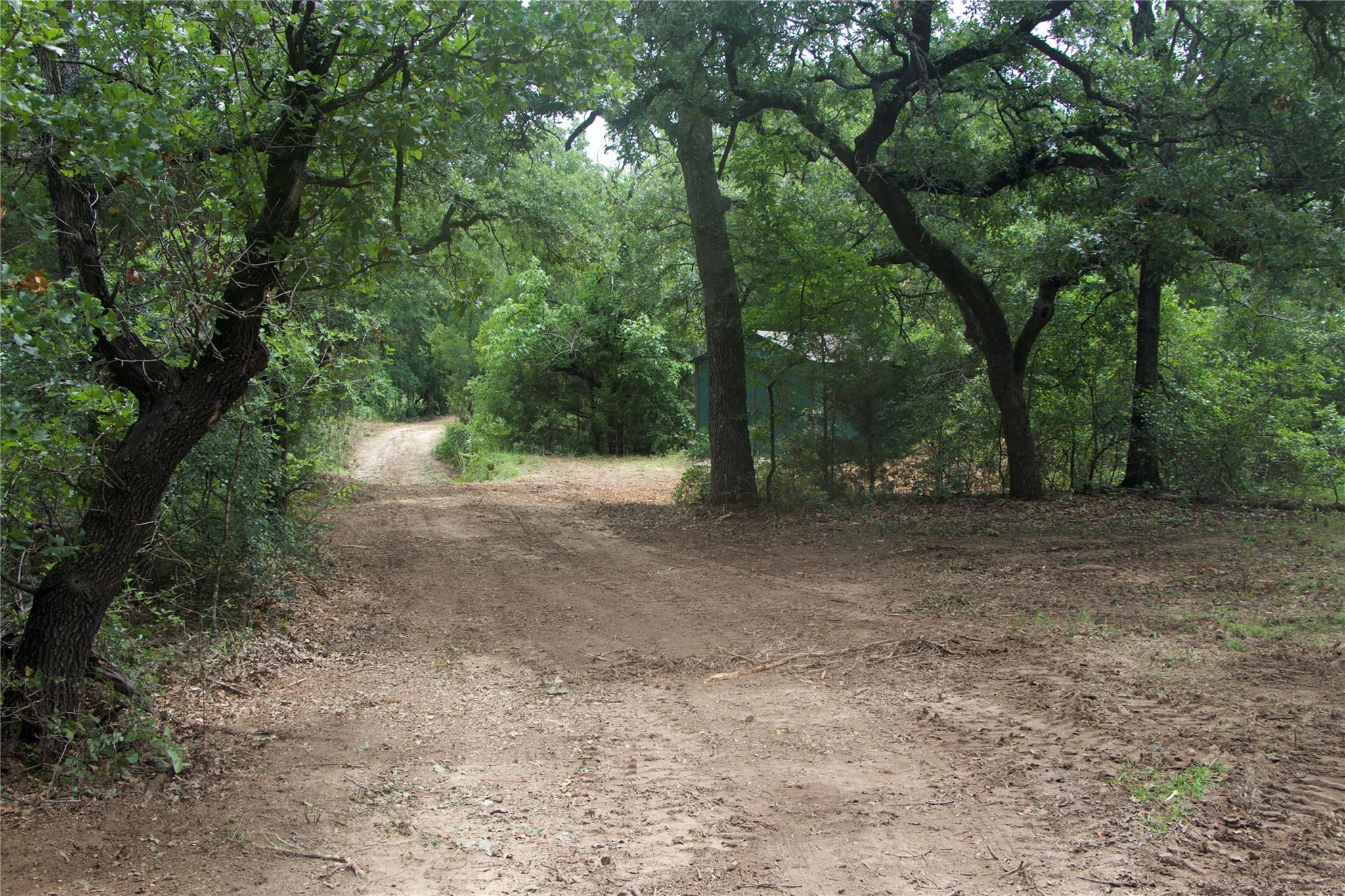 main property photo 16
