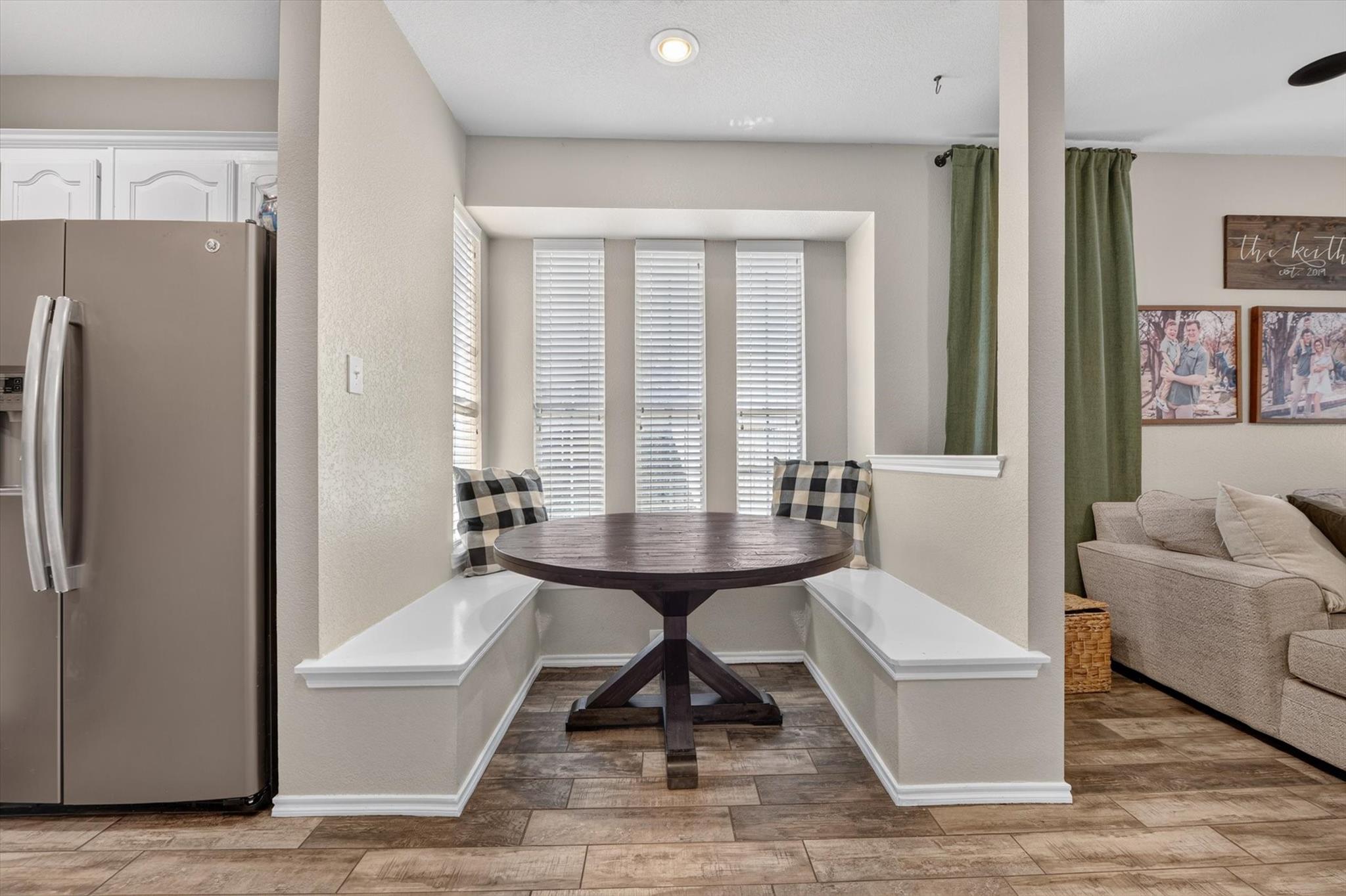 property viewer photo 13