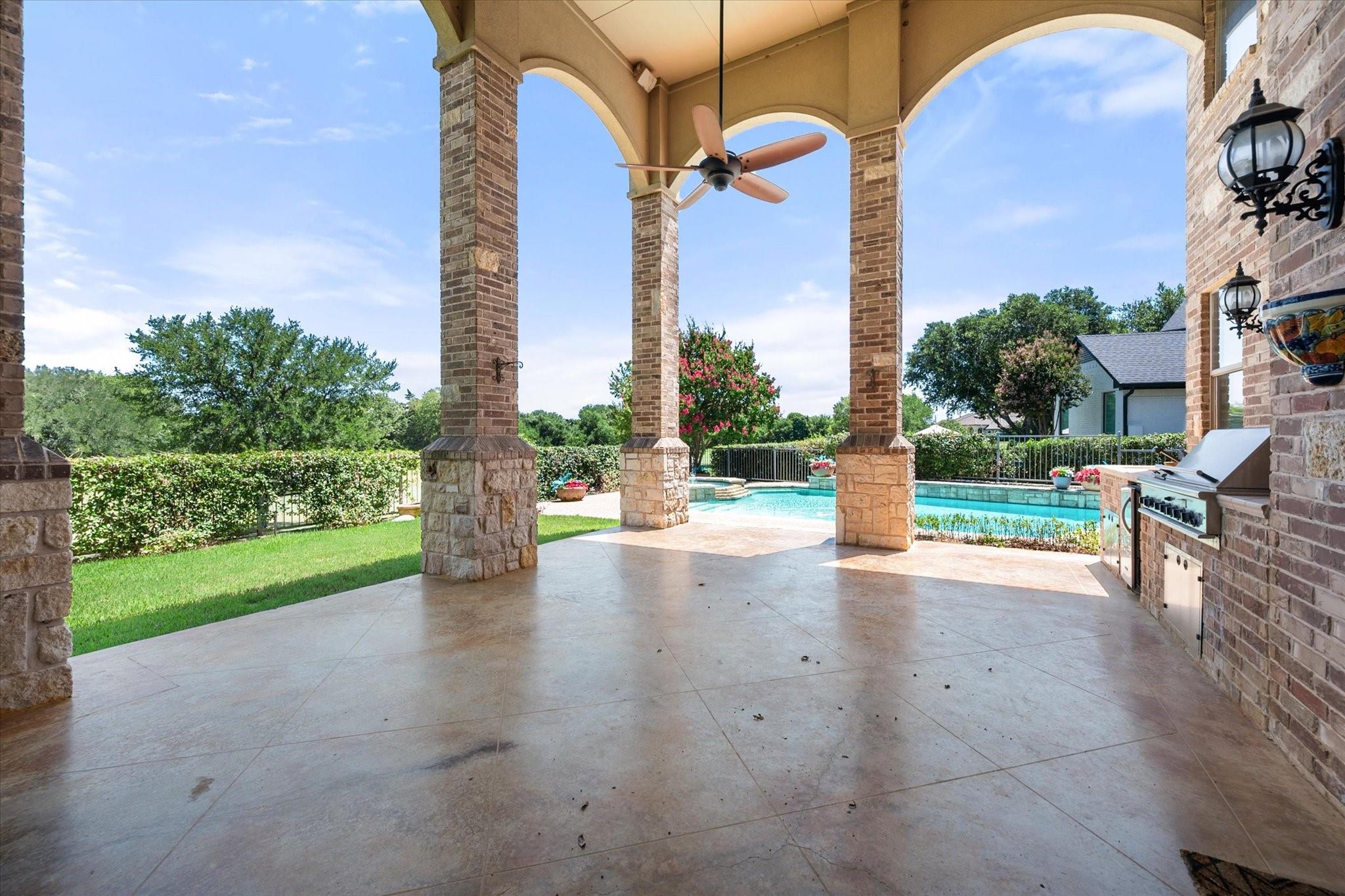 main property photo 35