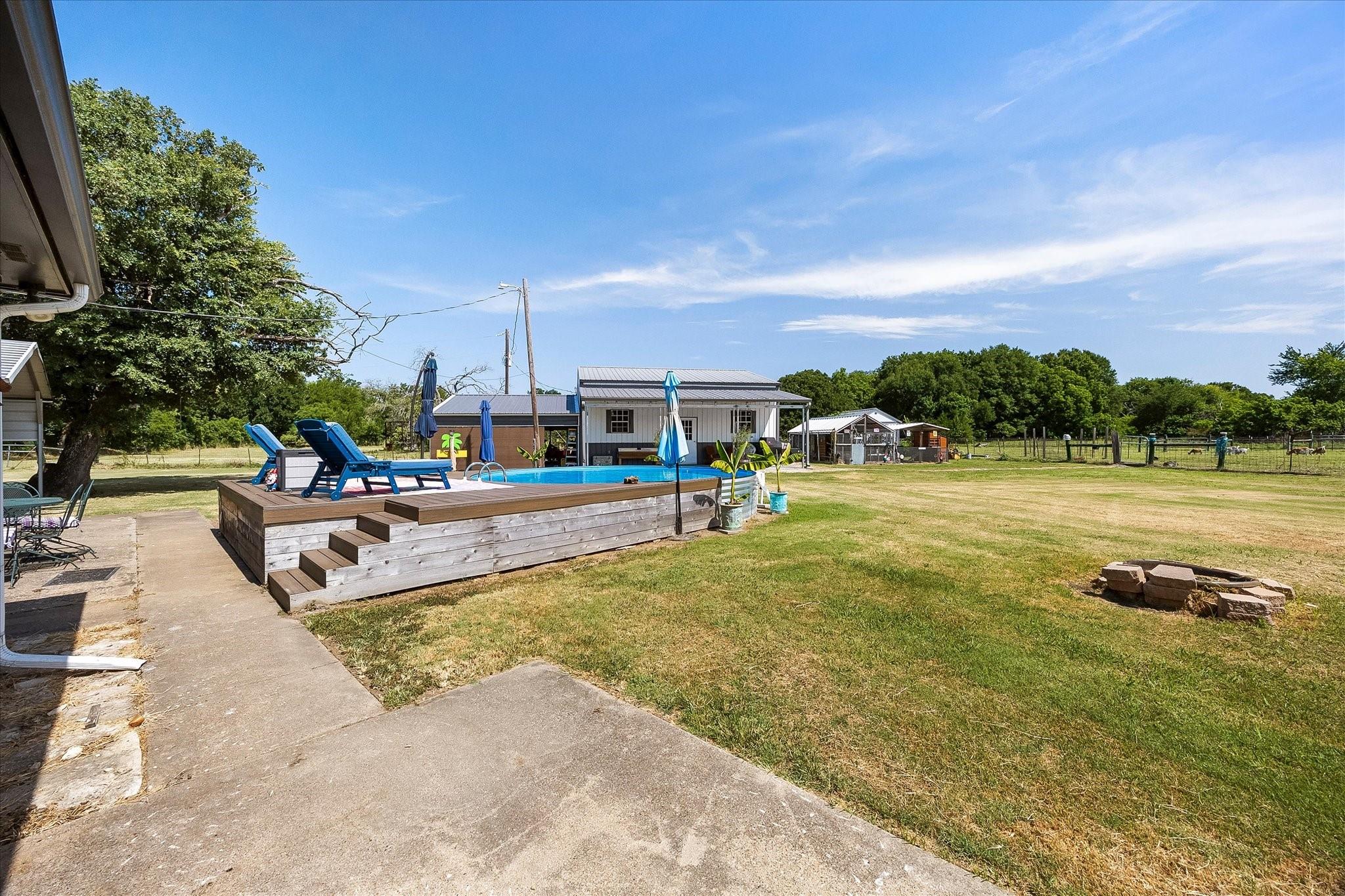 main property photo 31