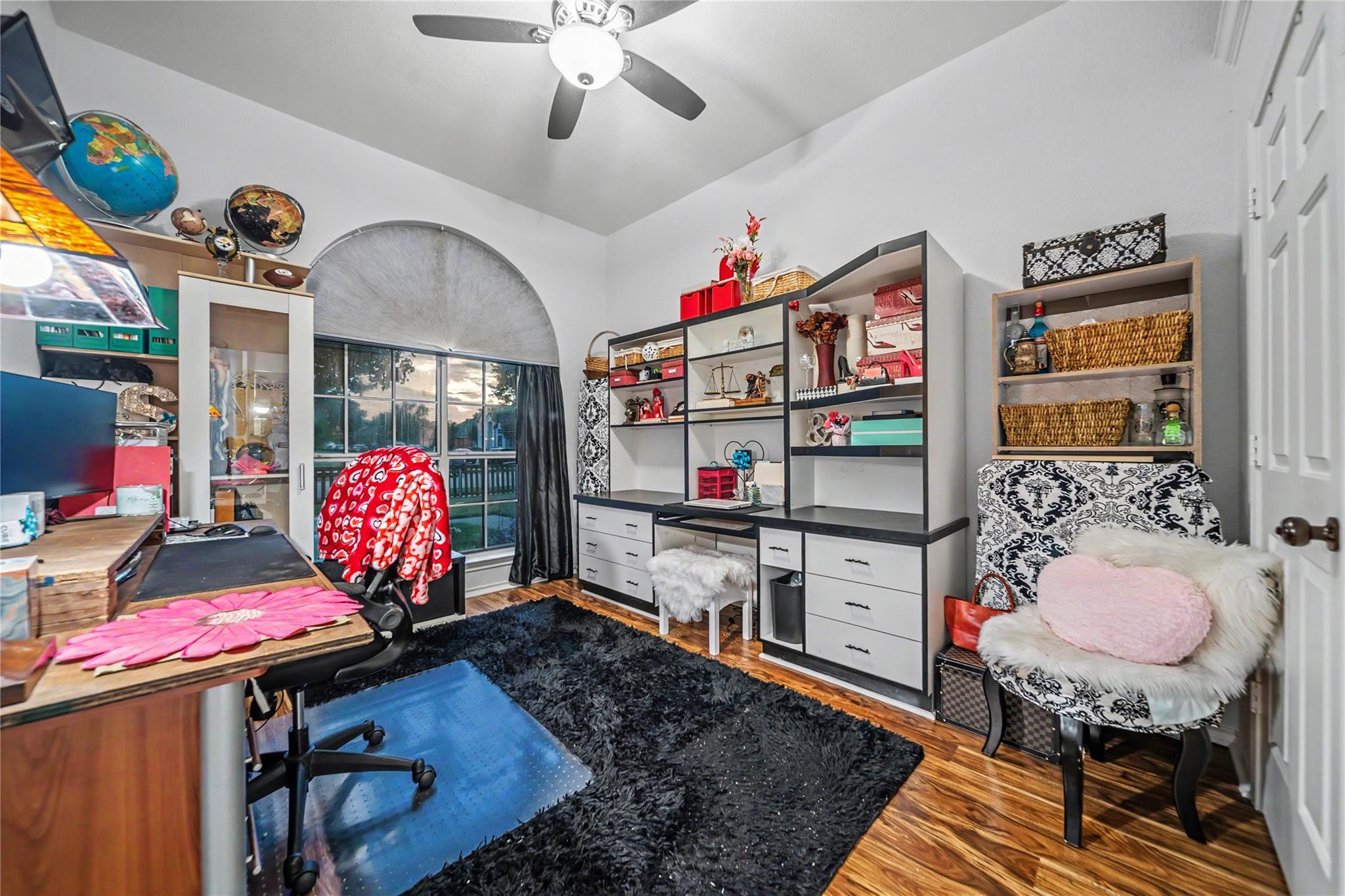 main property photo 27