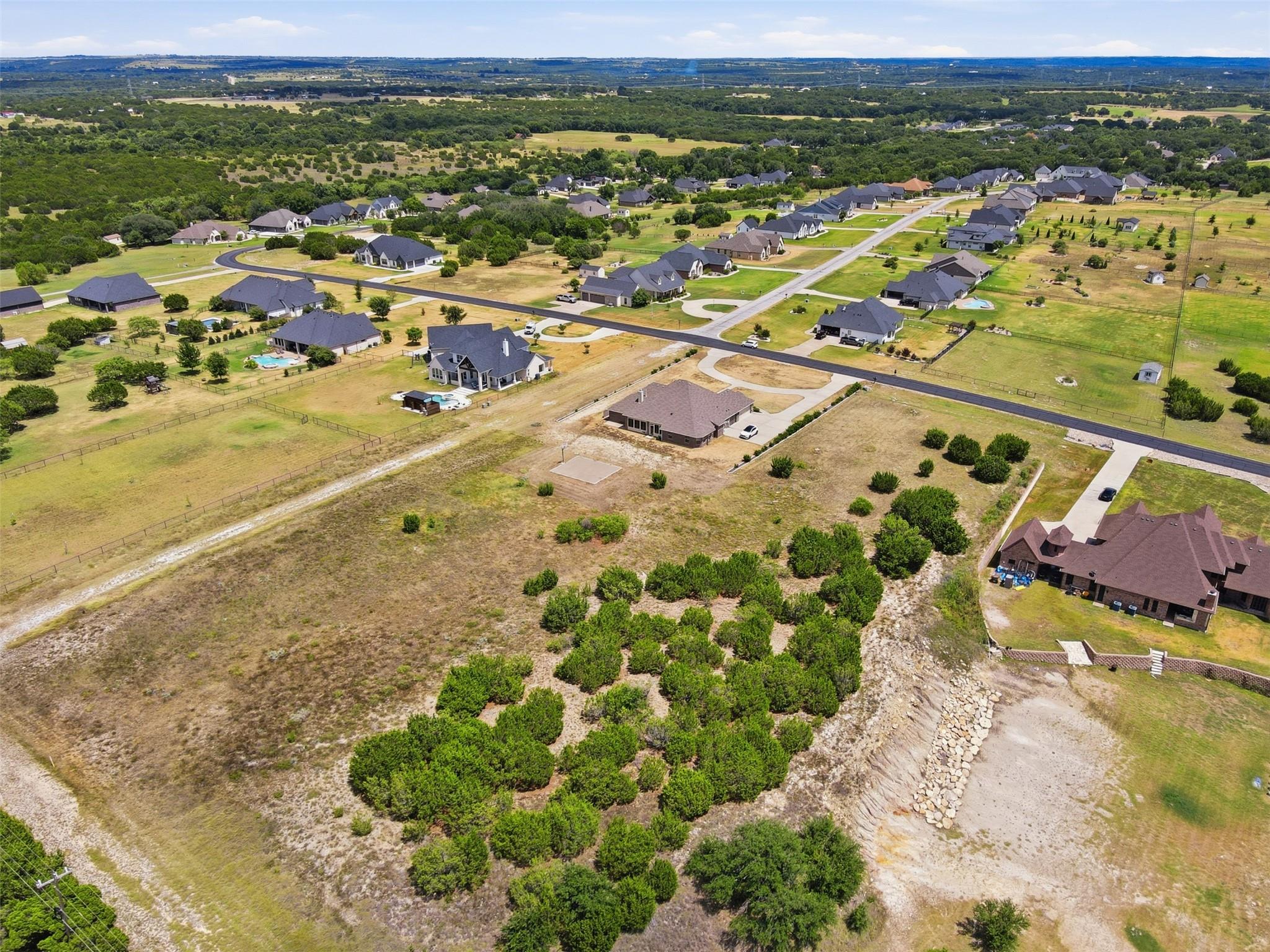 main property photo 10
