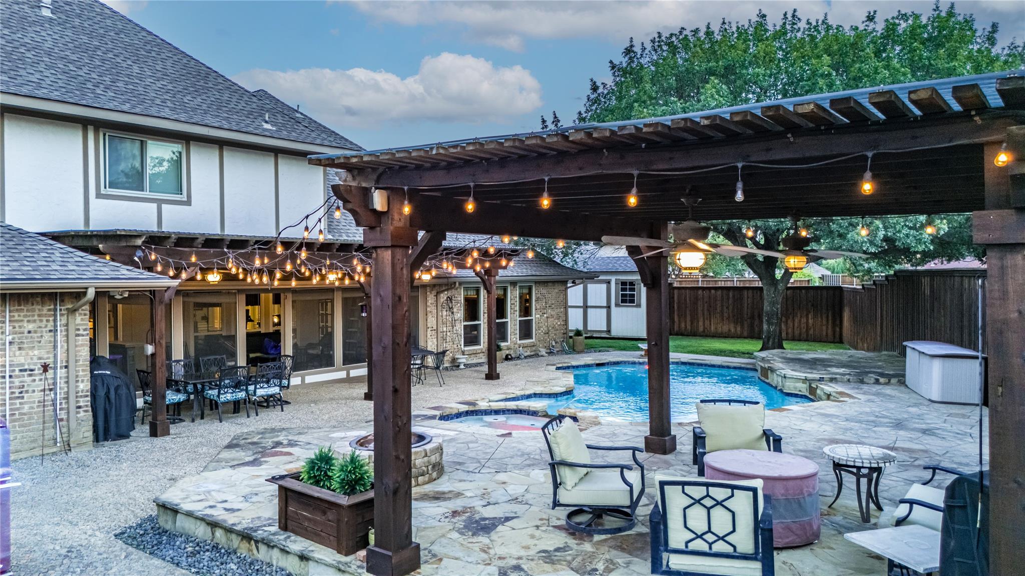 main property photo 36