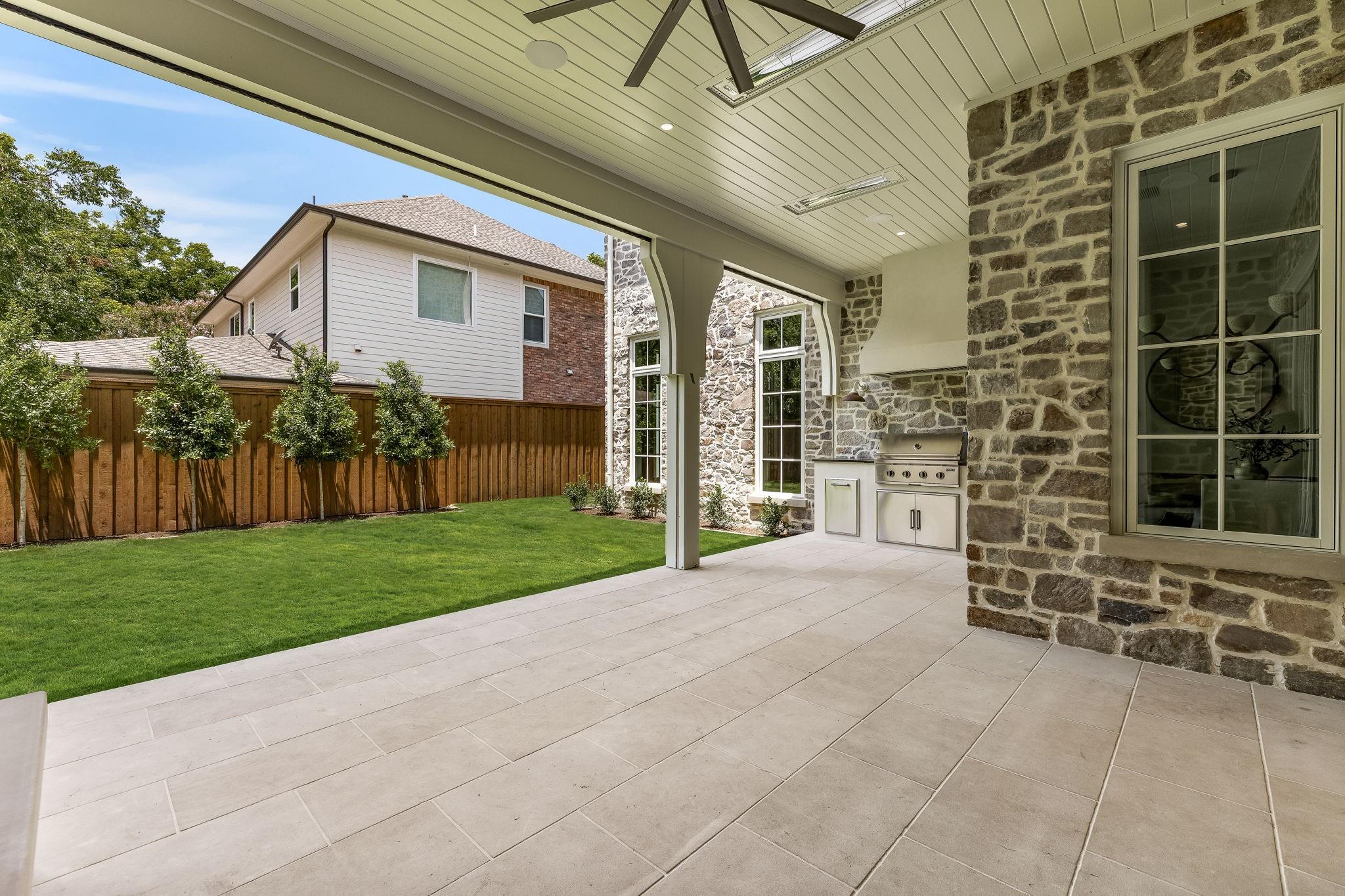 main property photo 35