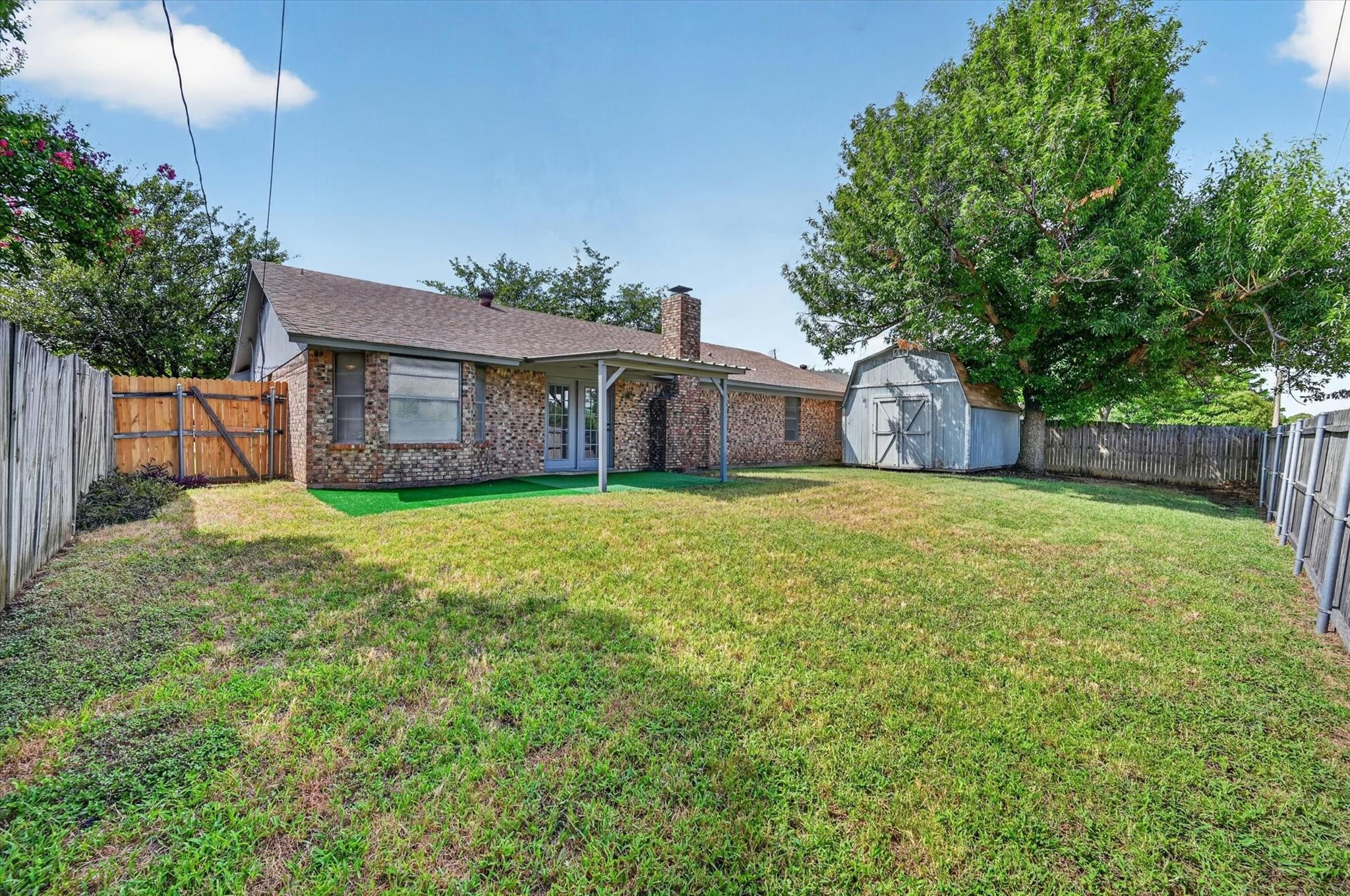 main property photo 26