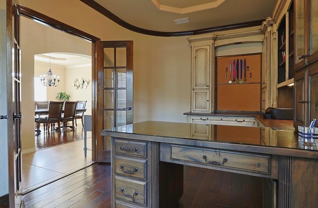 main property photo 4