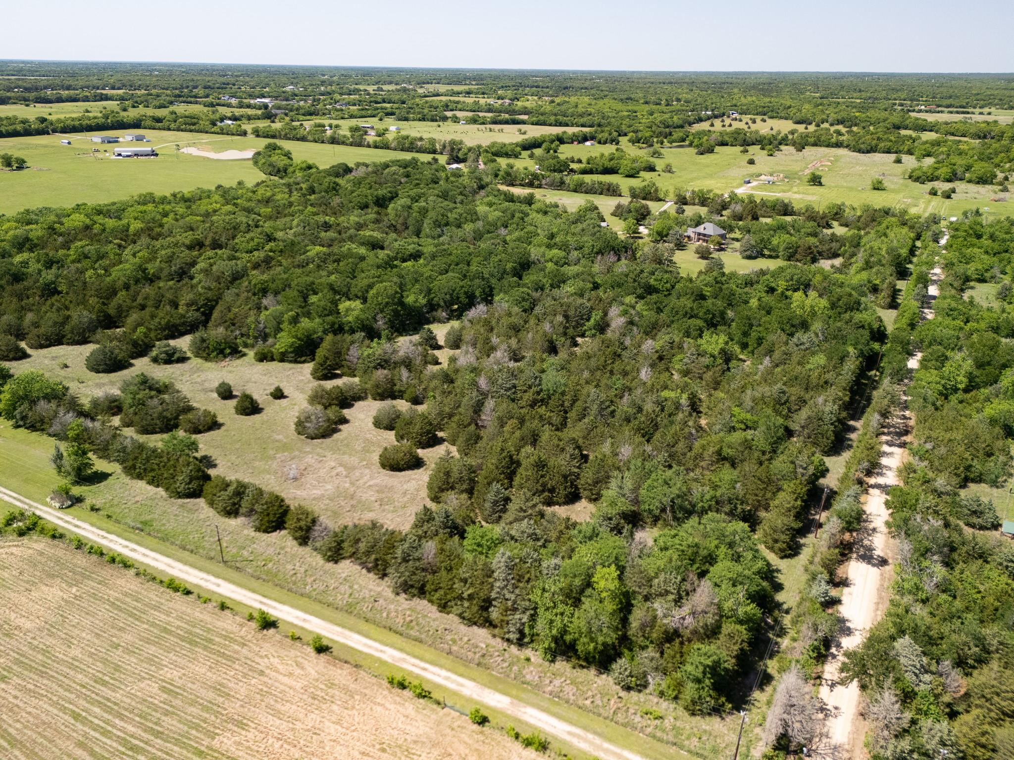 main property photo 11