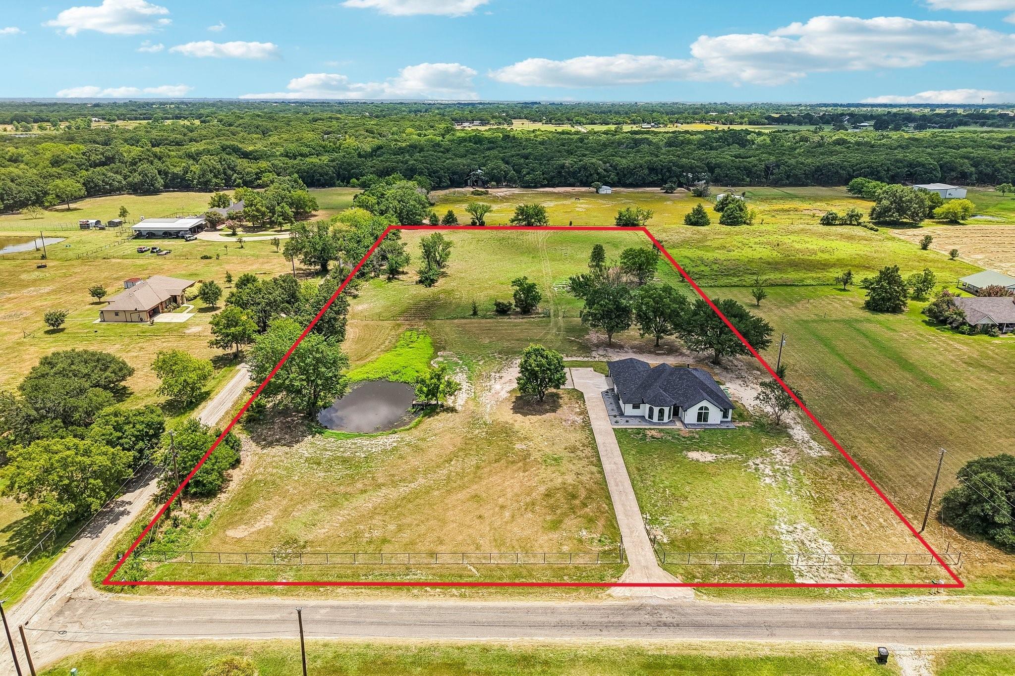 main property photo 32
