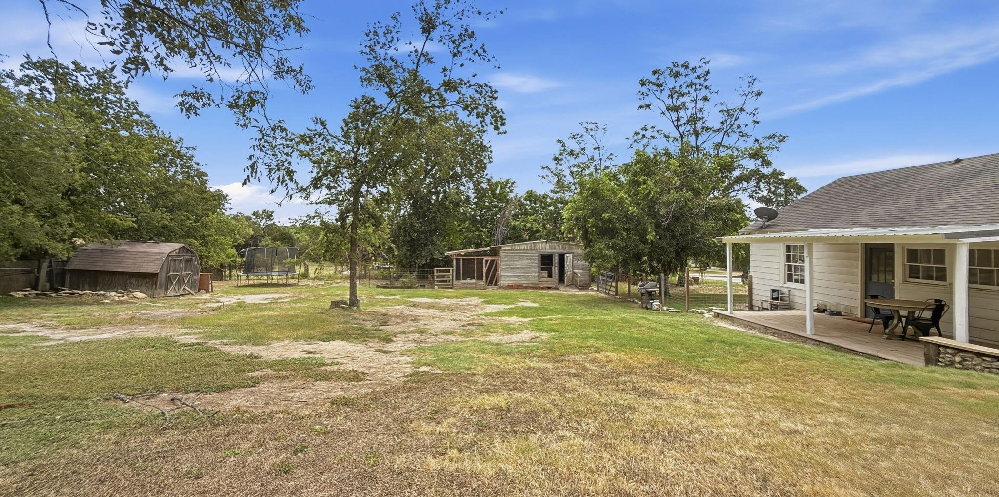 main property photo 17