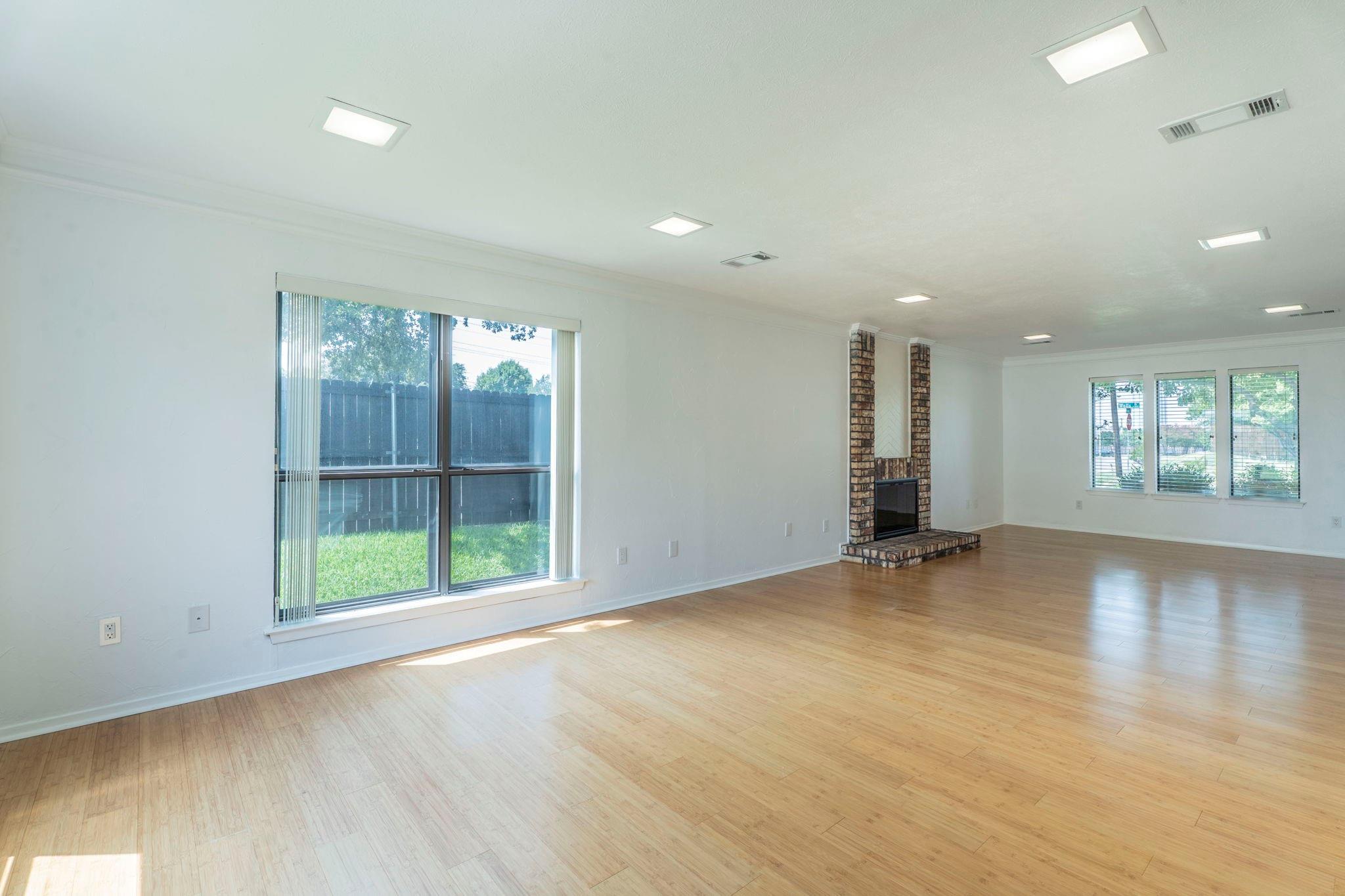 property viewer photo 2