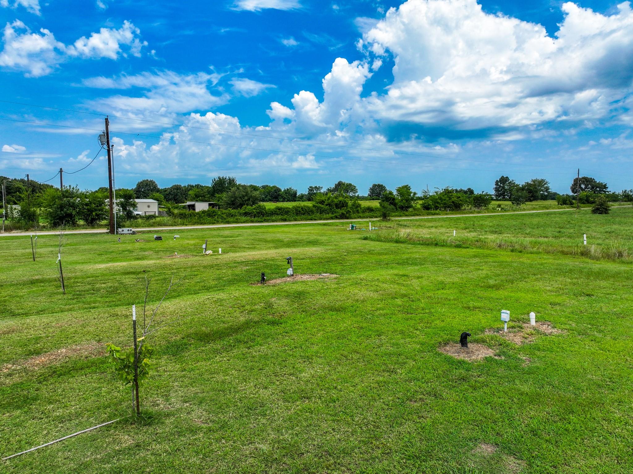 main property photo 19
