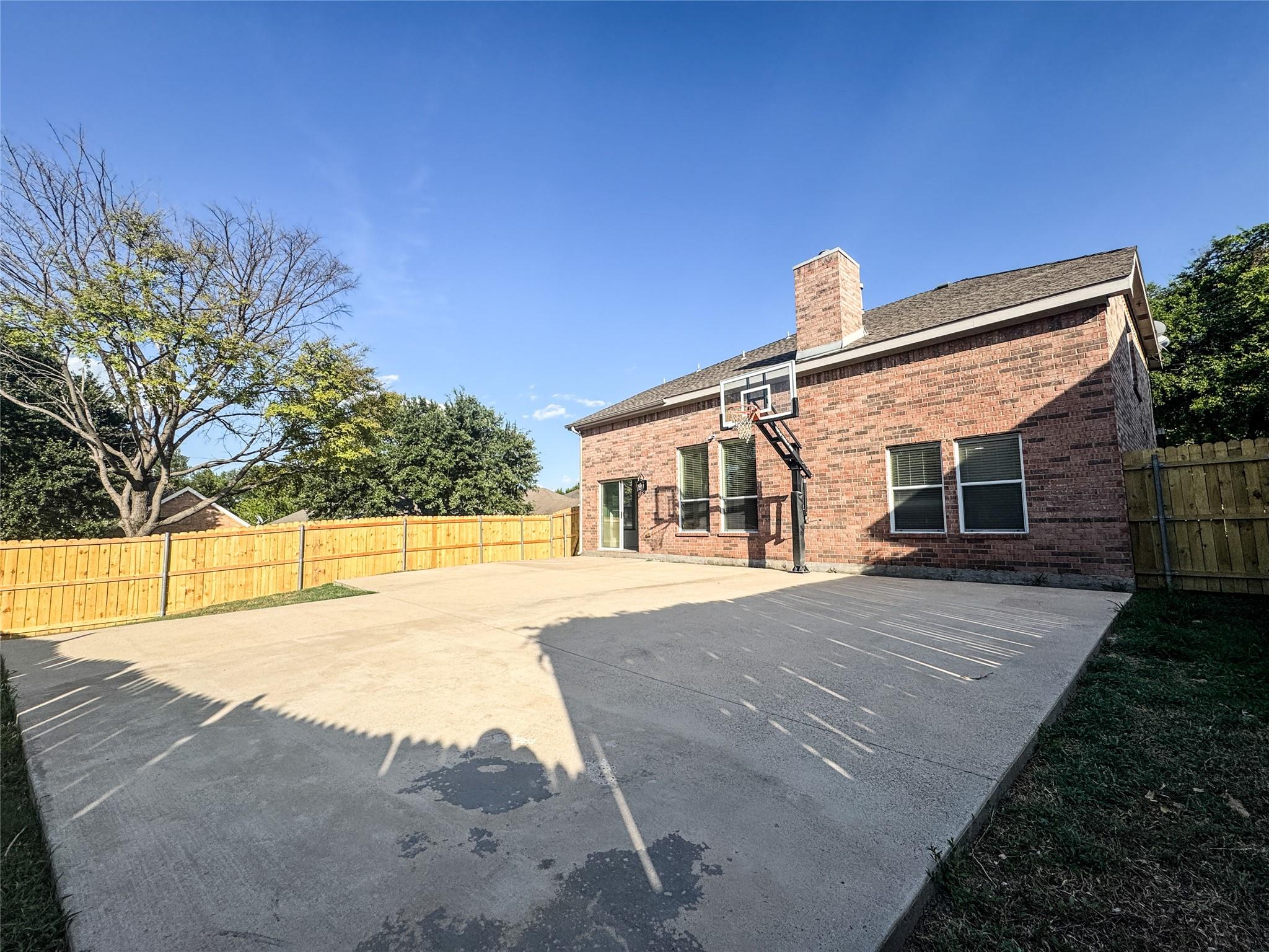main property photo 29