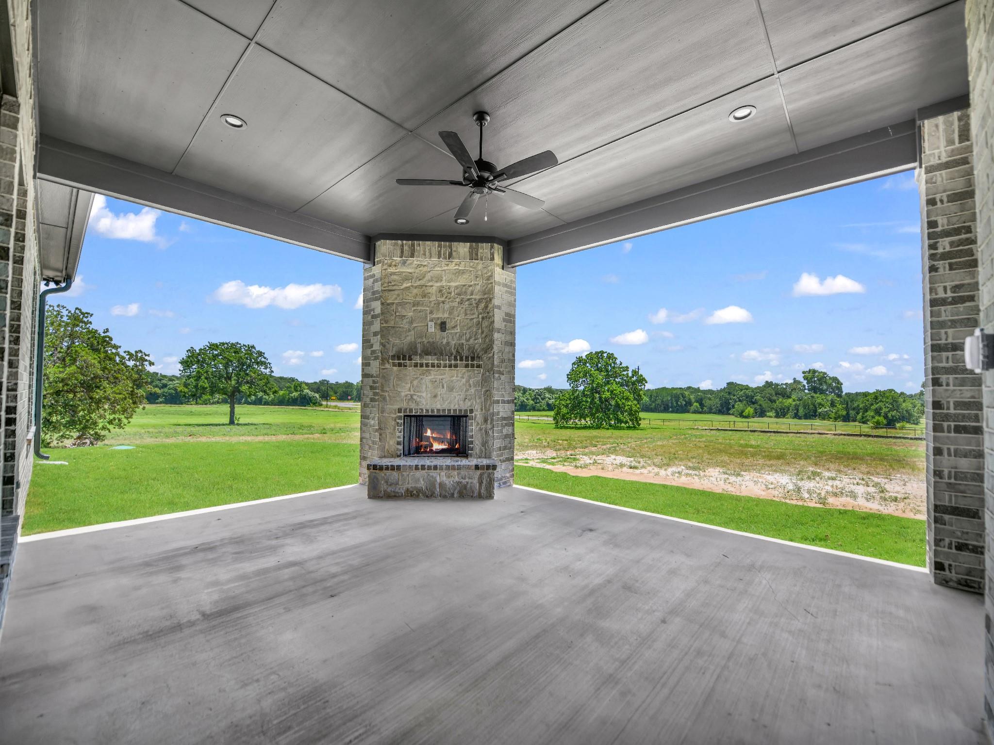 main property photo 35