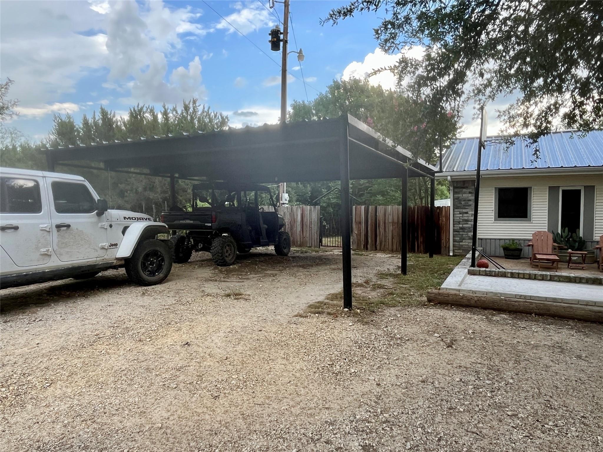 main property photo 35