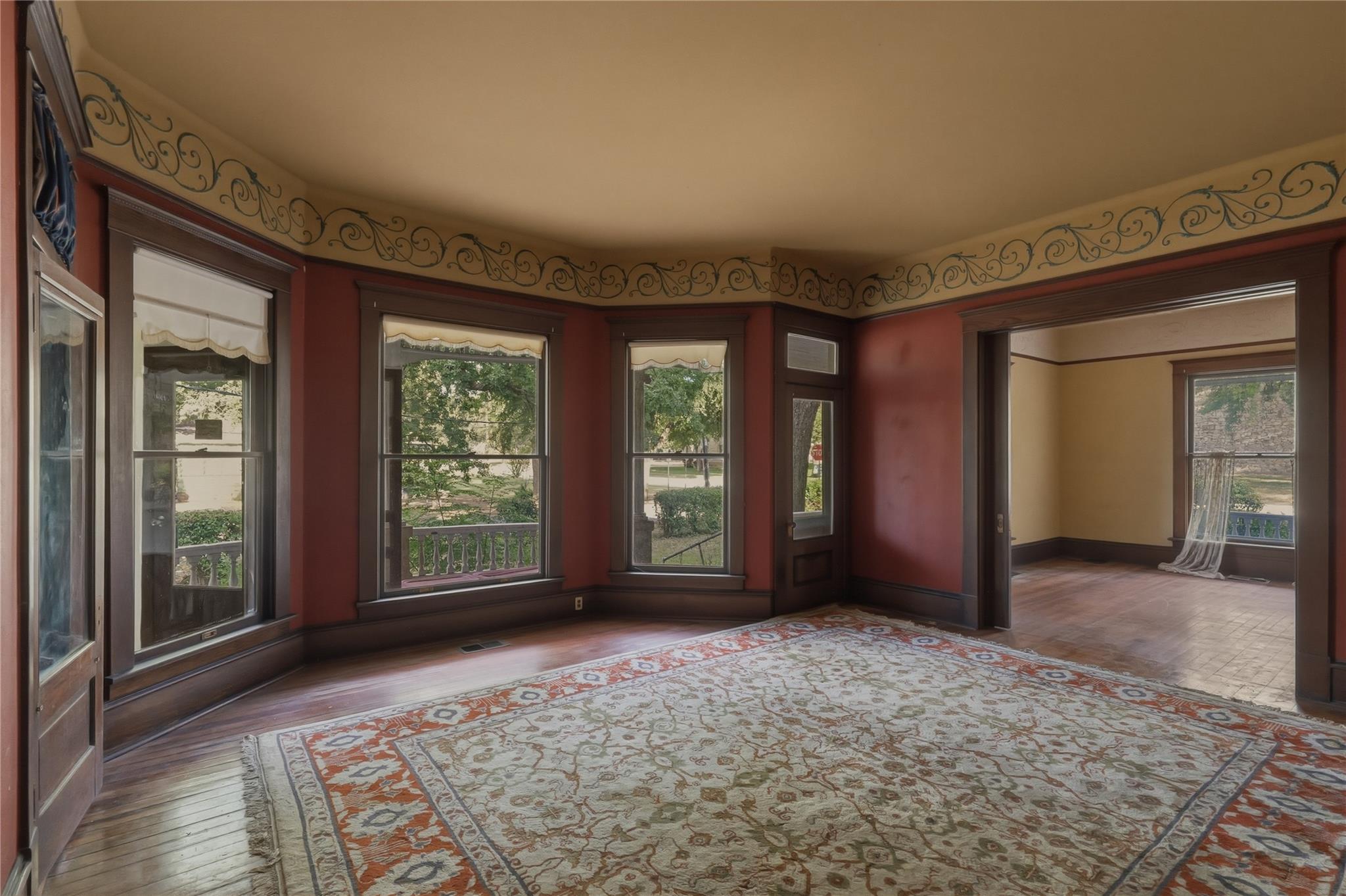 main property photo 17