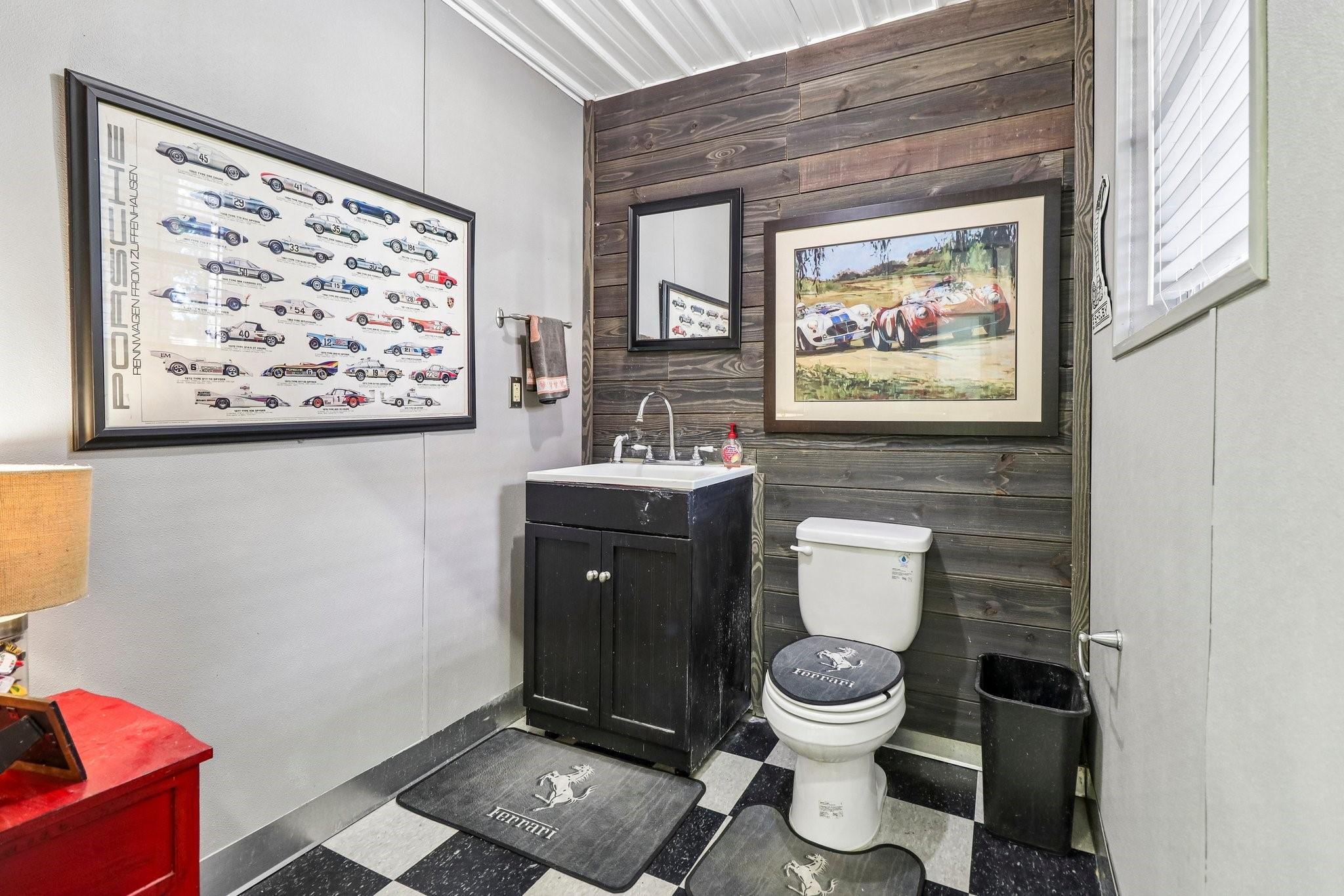 main property photo 32