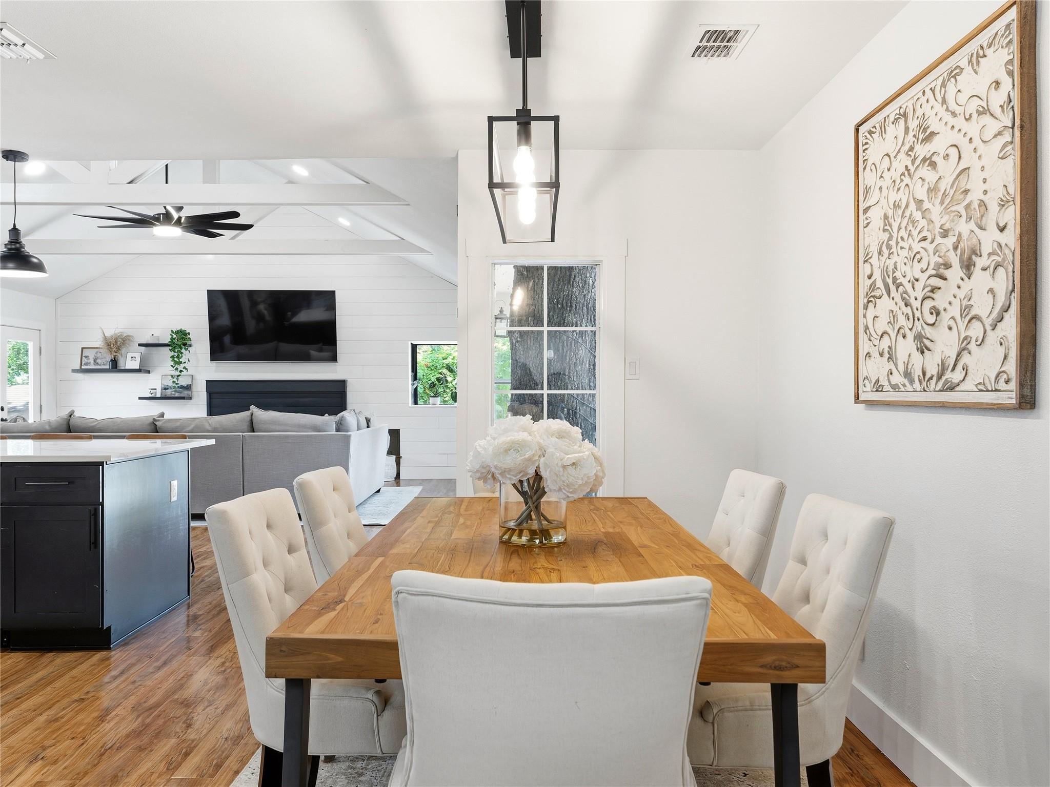 property viewer photo 16