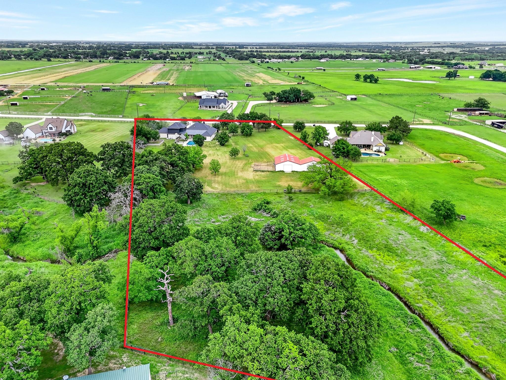 main property photo 31