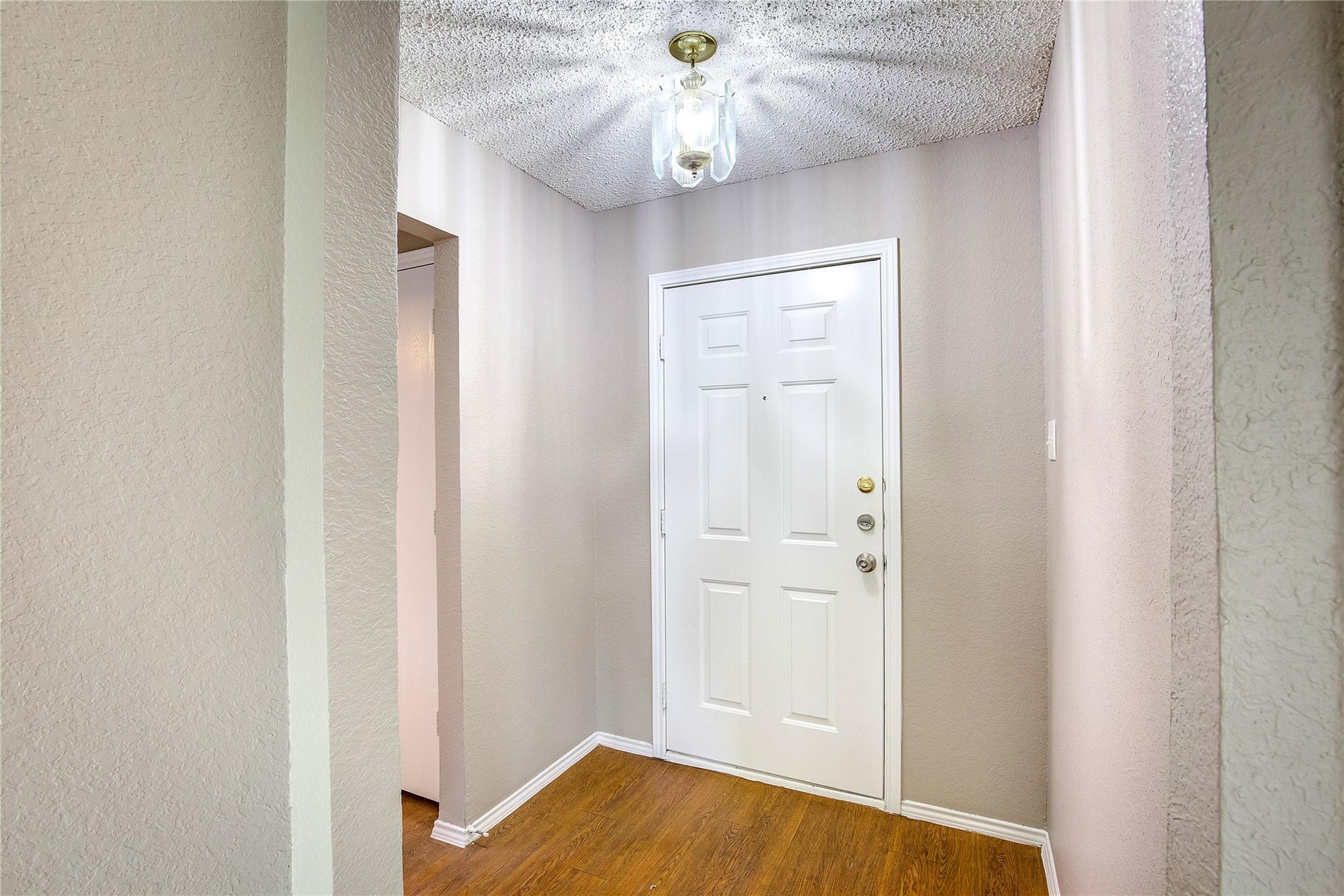 property viewer photo 2