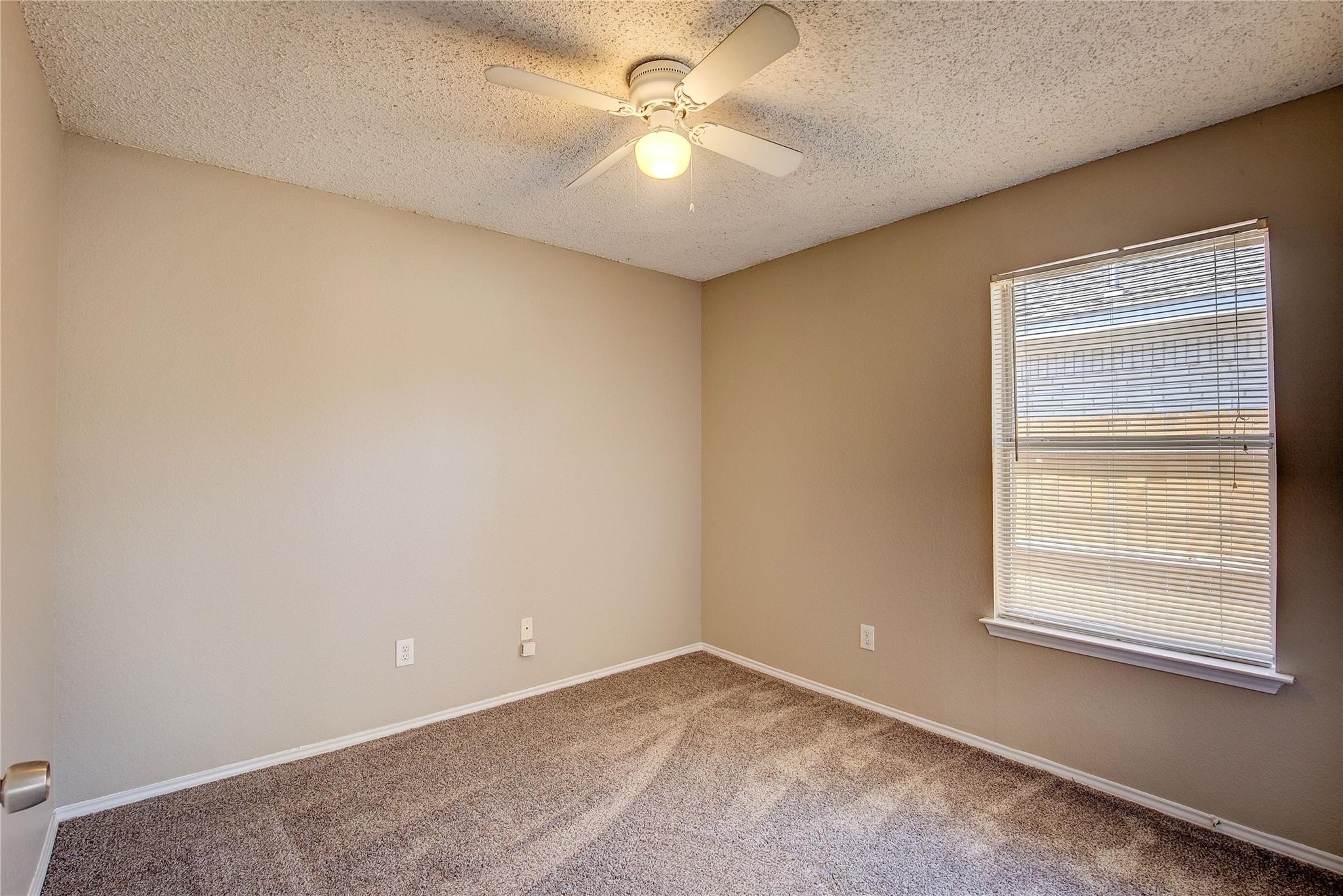 property viewer photo 27