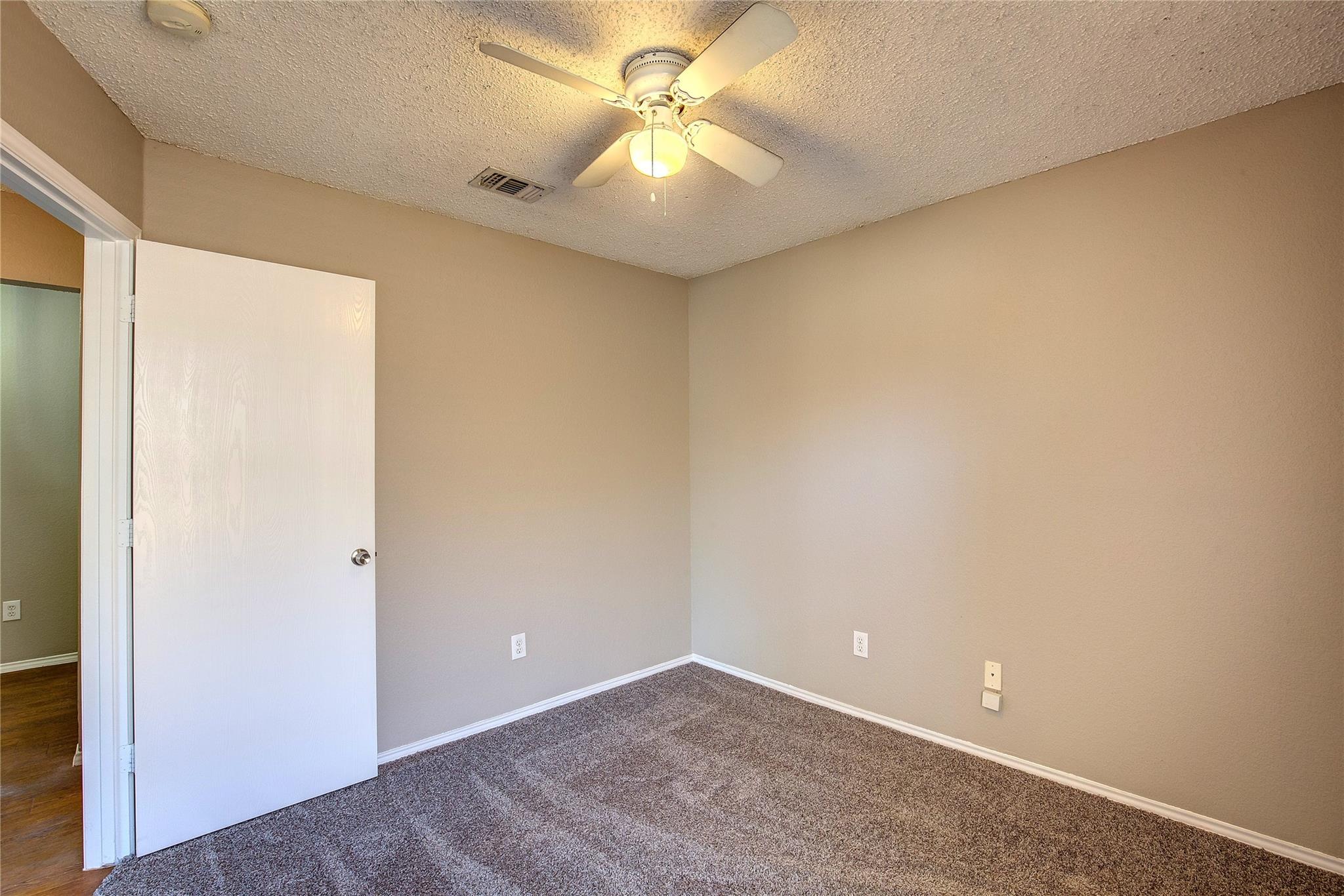 property viewer photo 28