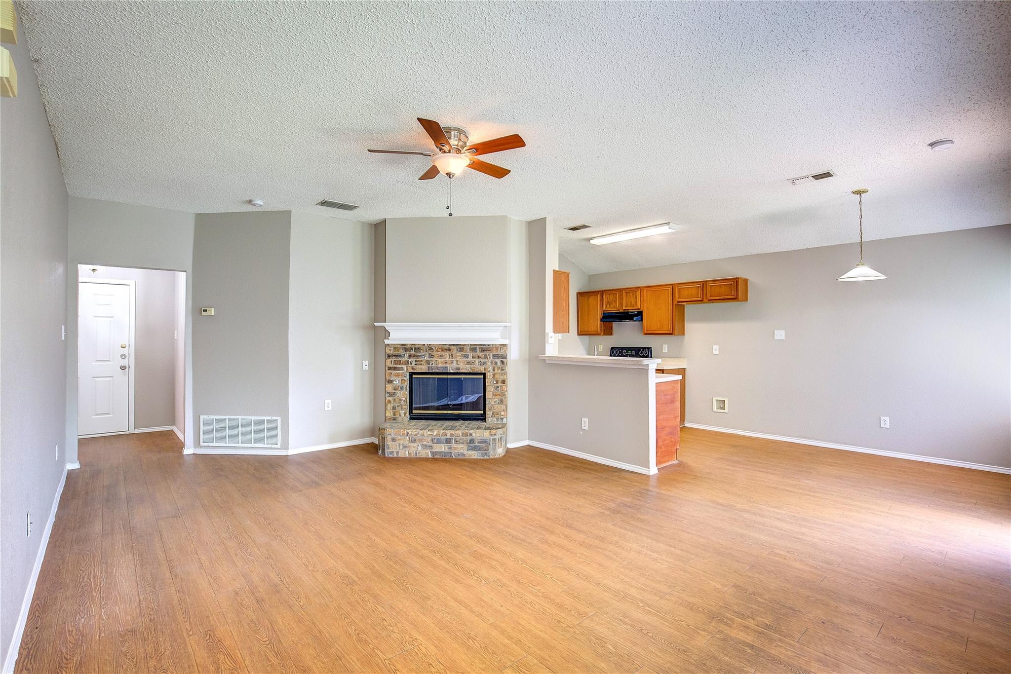 property viewer photo 4