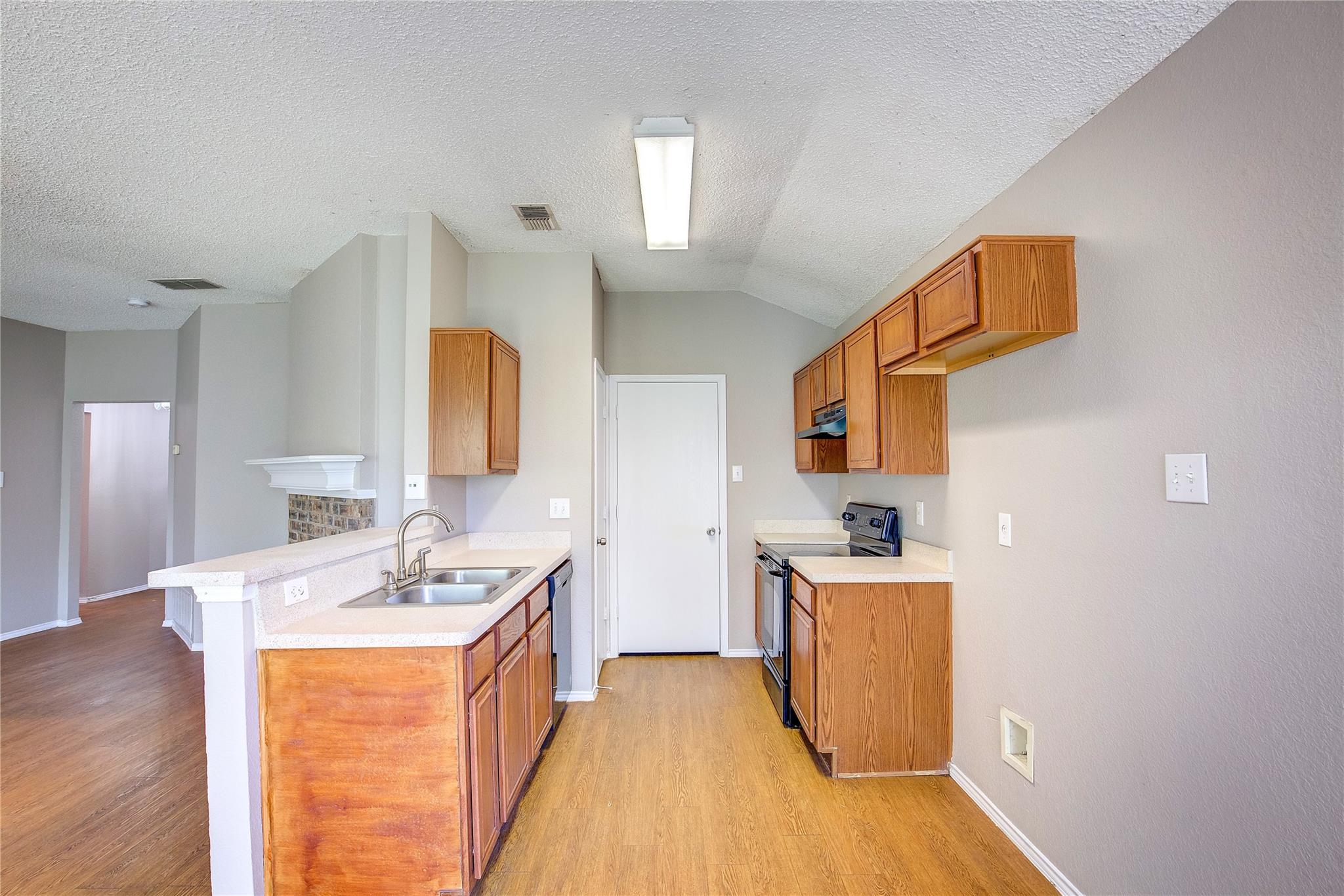 property viewer photo 6