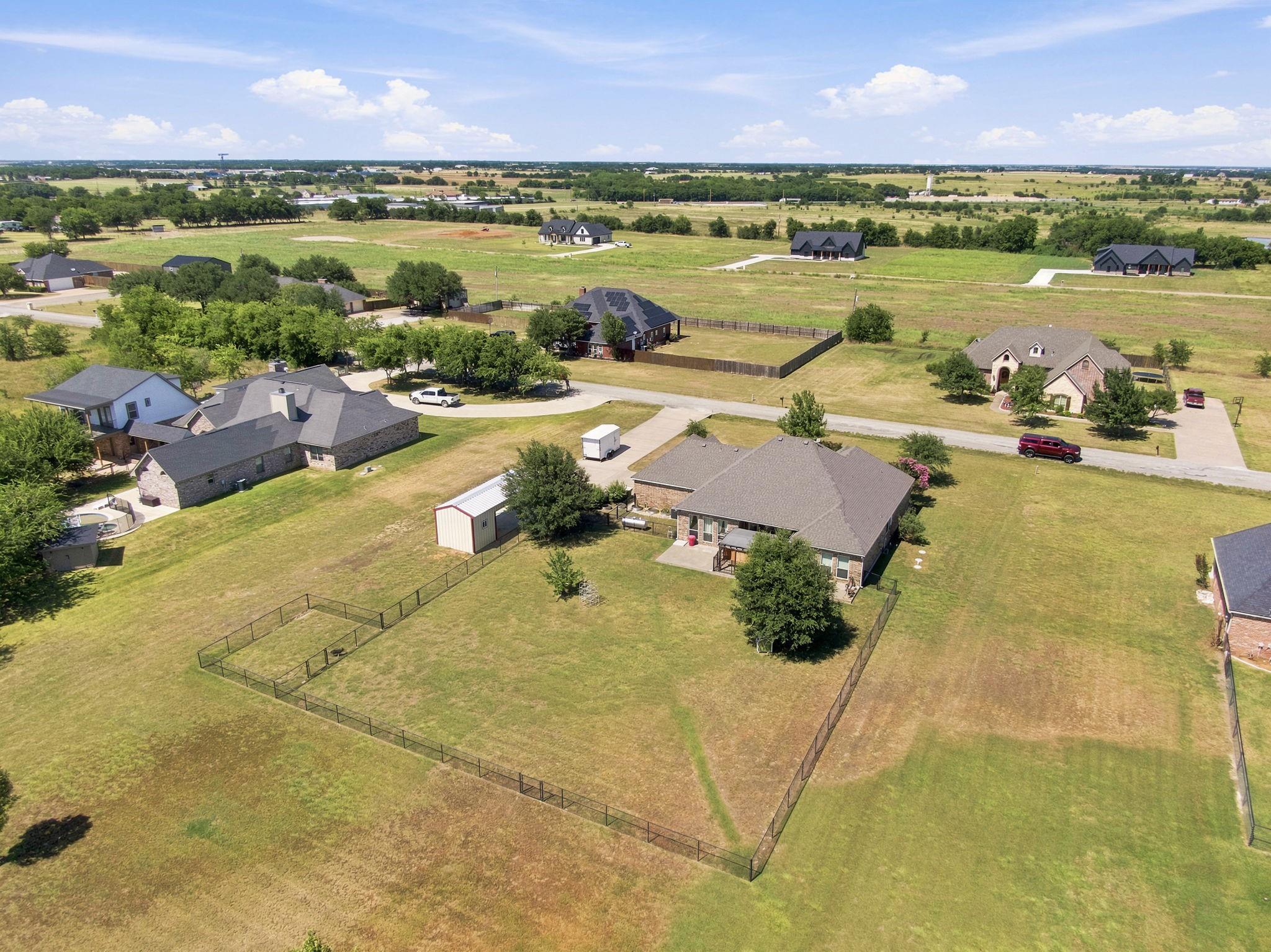 main property photo 37