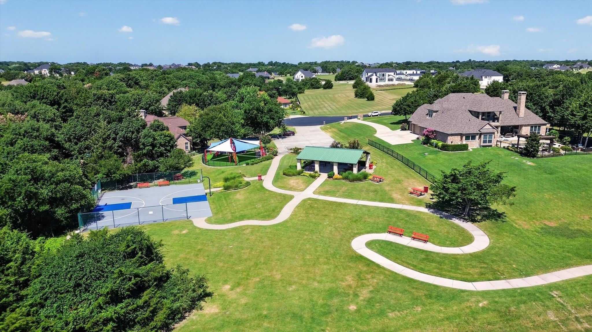 main property photo 37