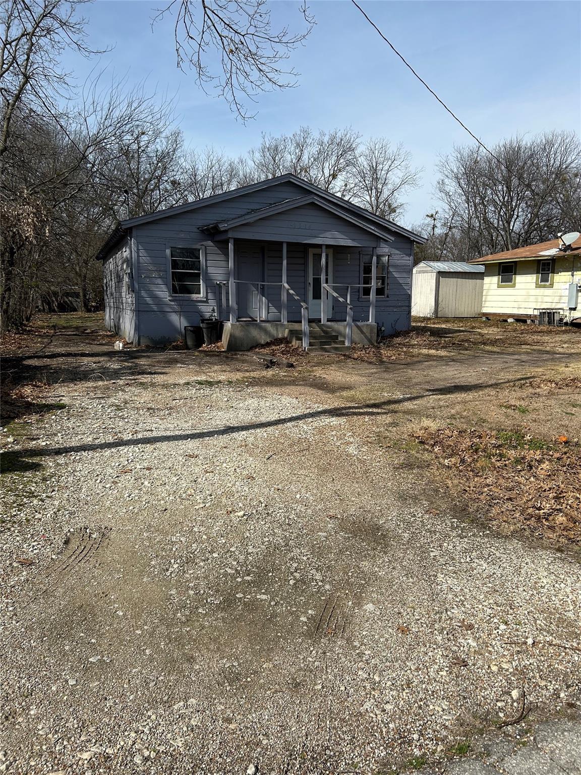 main property photo 4