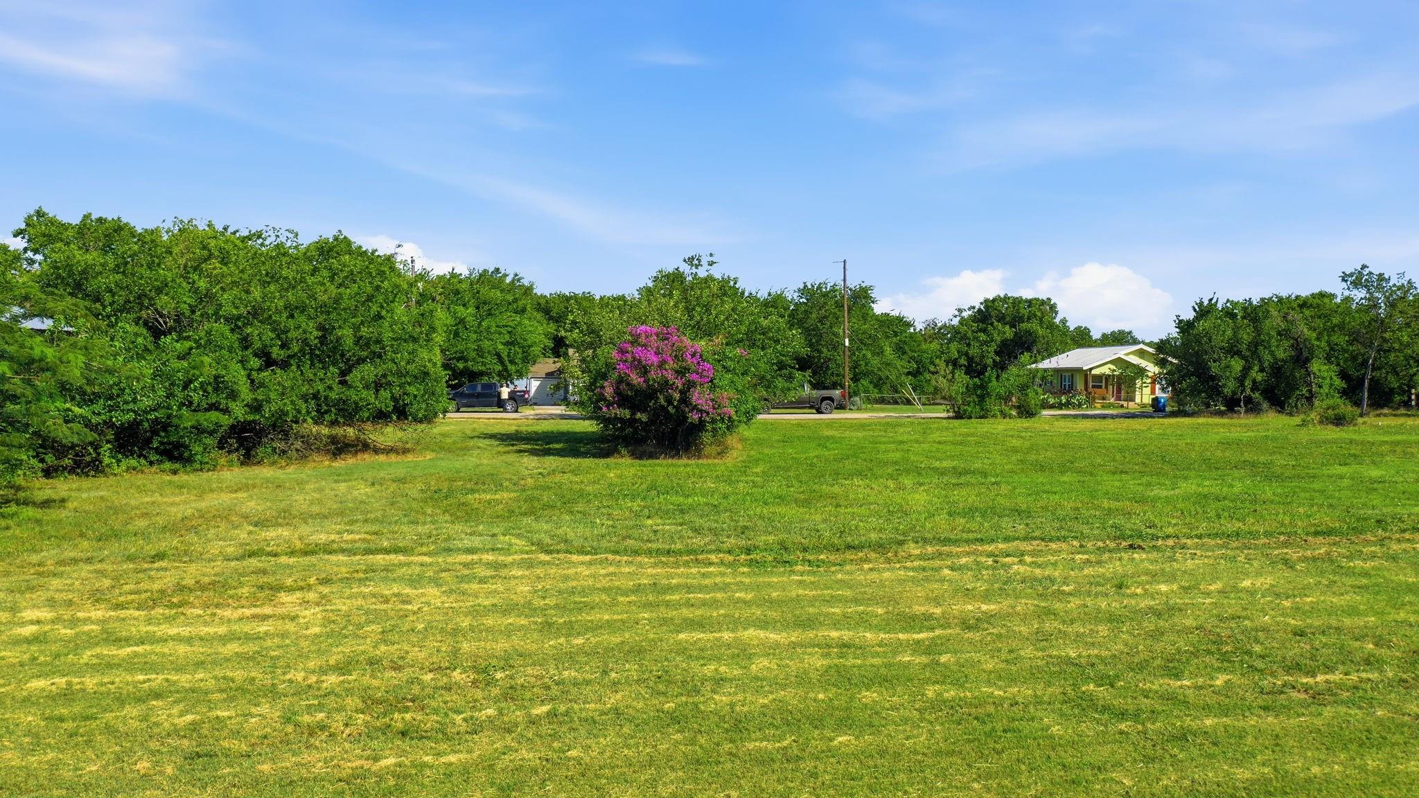 main property photo 11