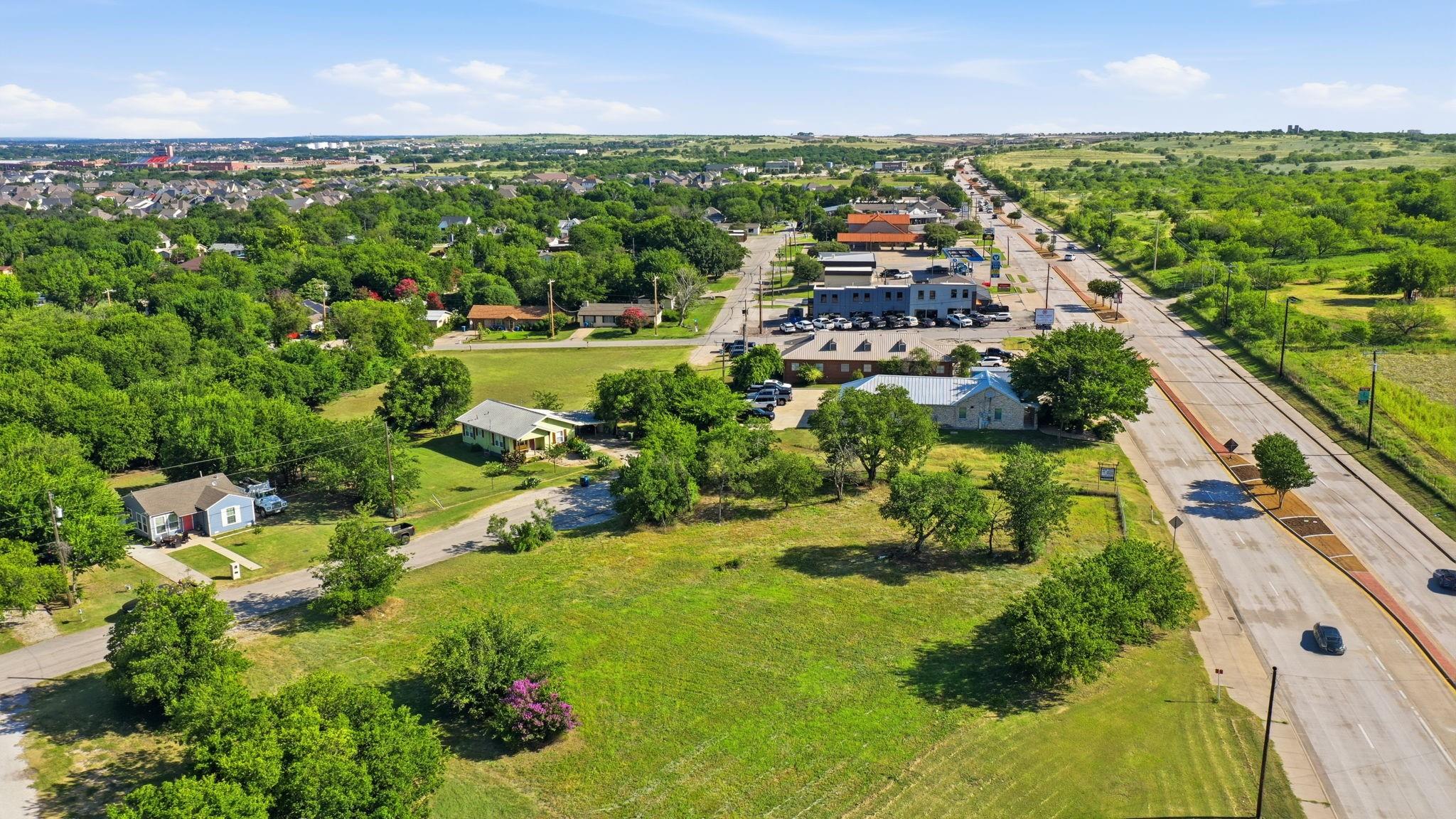 main property photo 7