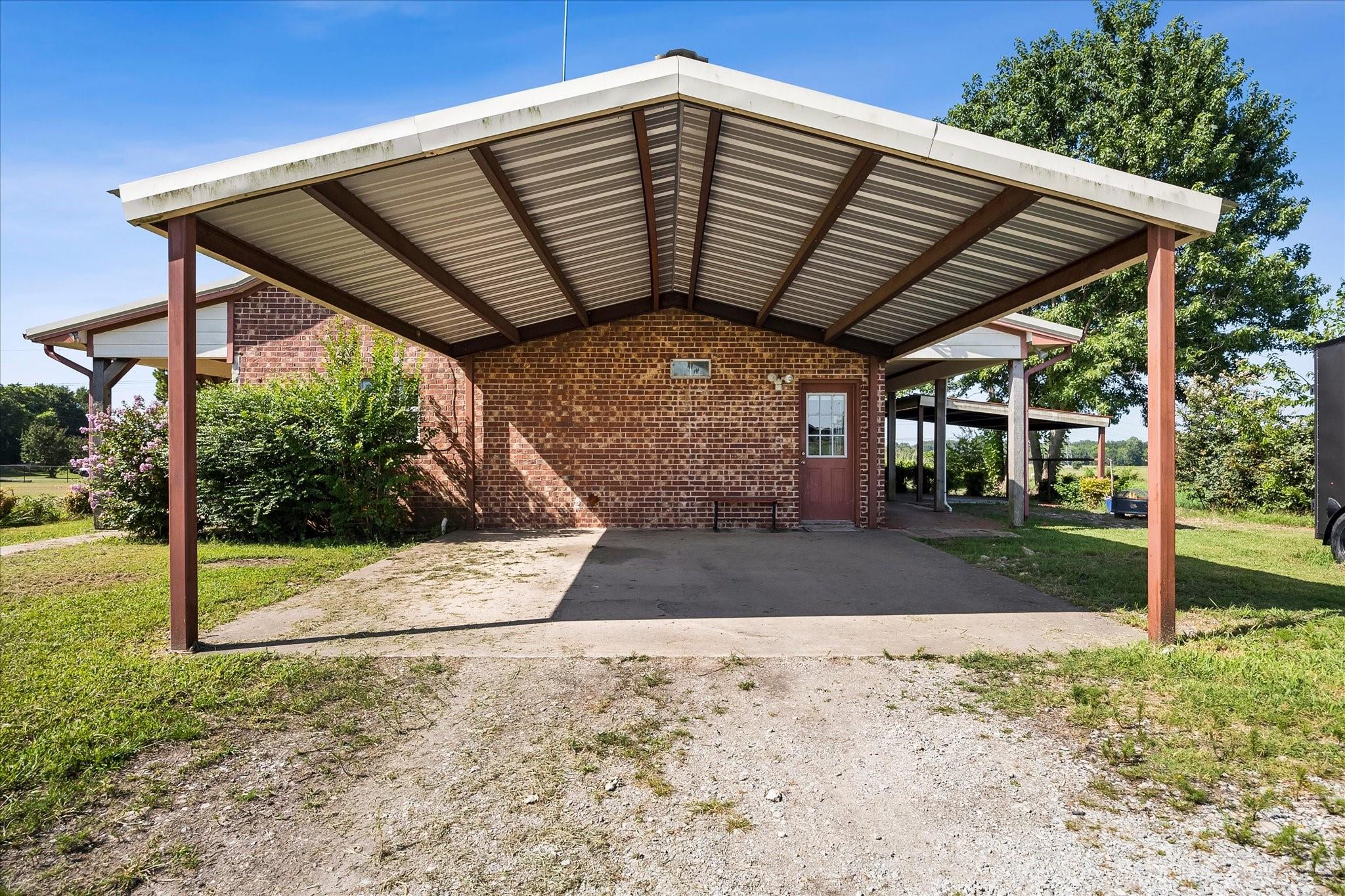 main property photo 24