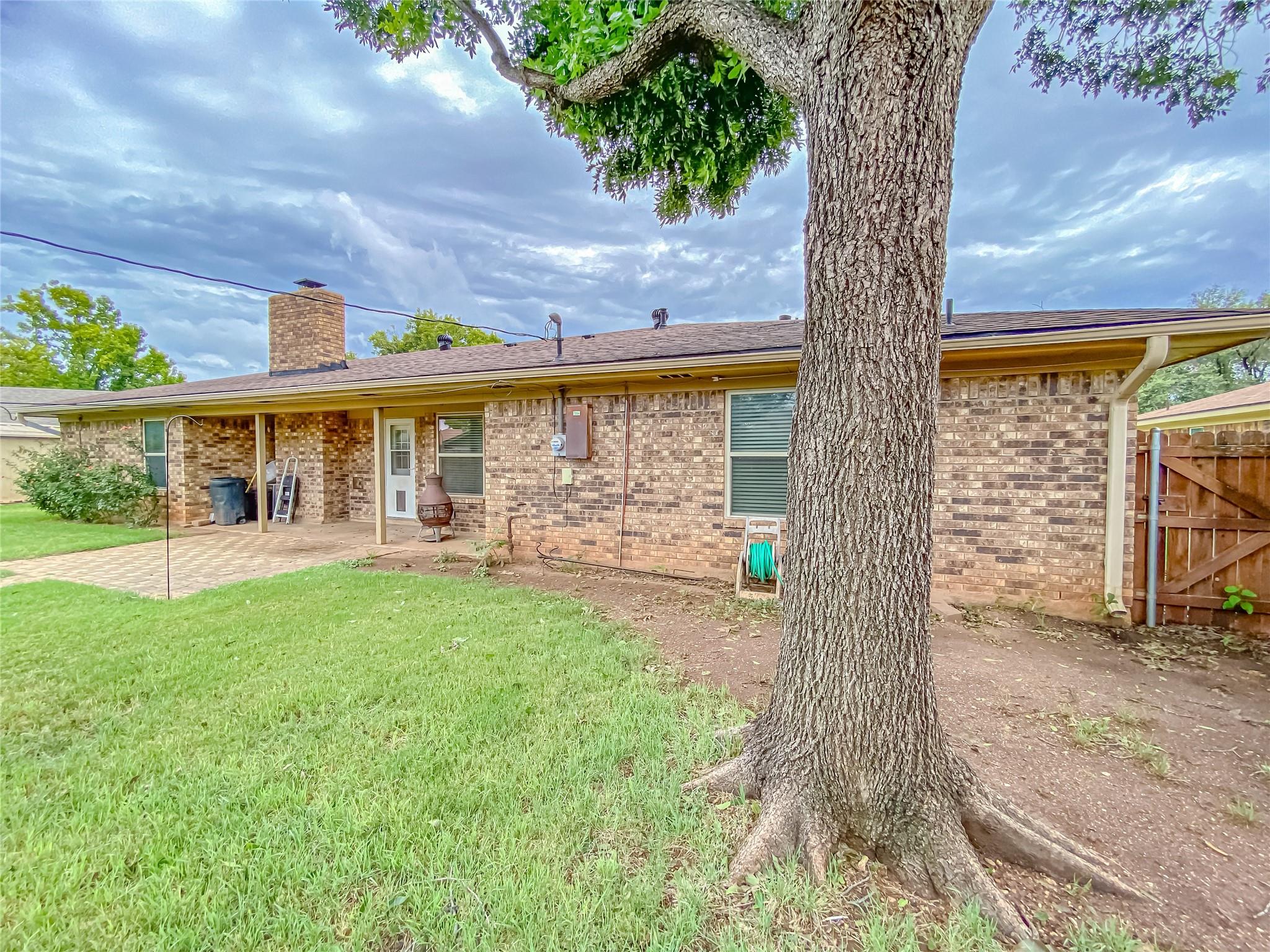 main property photo 24
