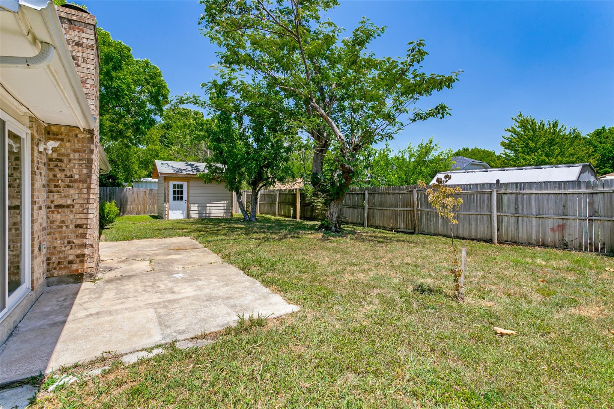 main property photo 21