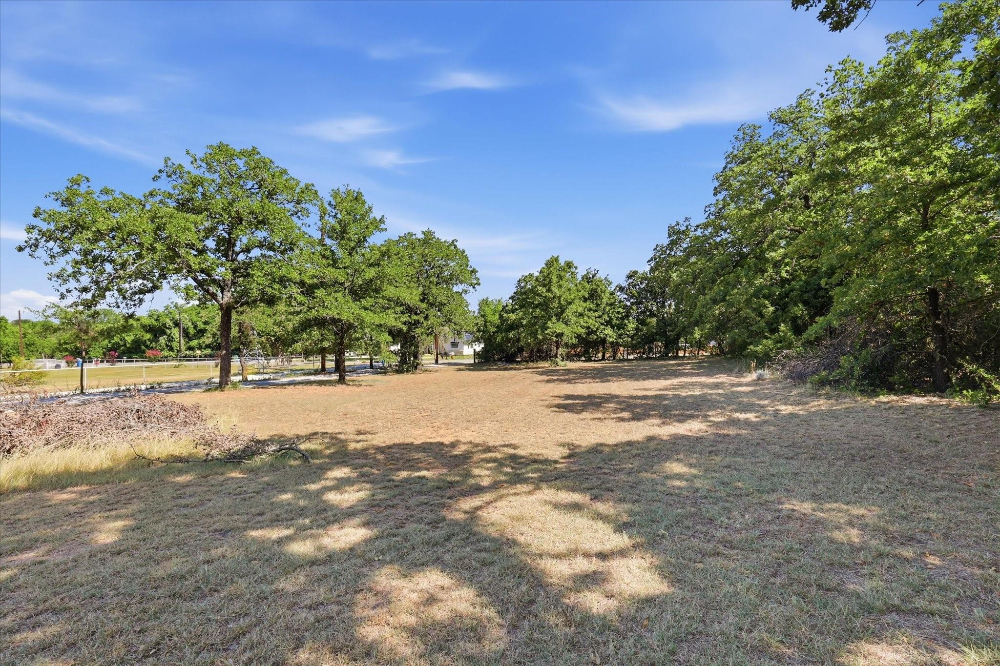 main property photo 12
